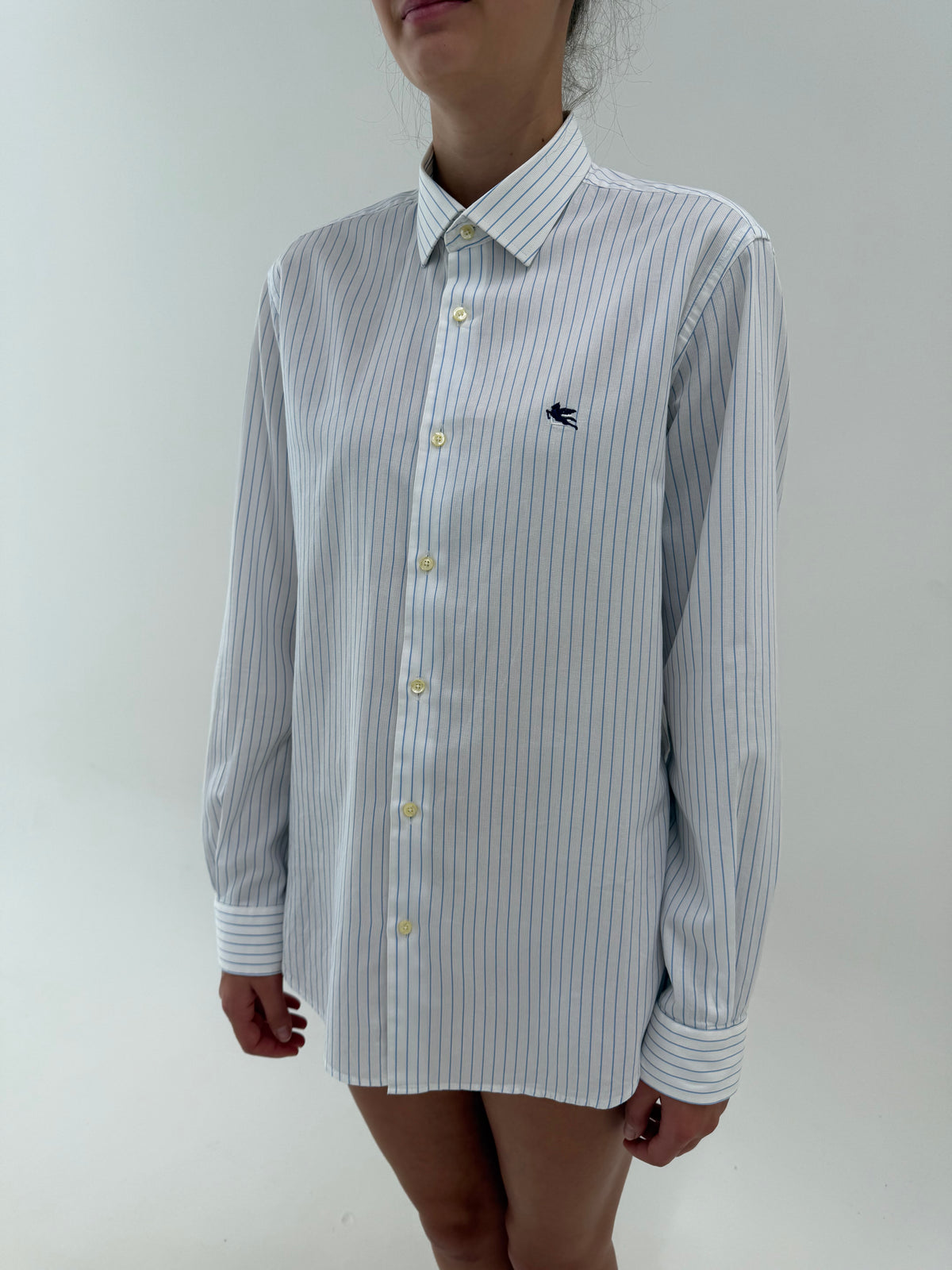 Cămașa luxury Etro din poplin gros texturat de bumbac cu dungi fine baby blue
