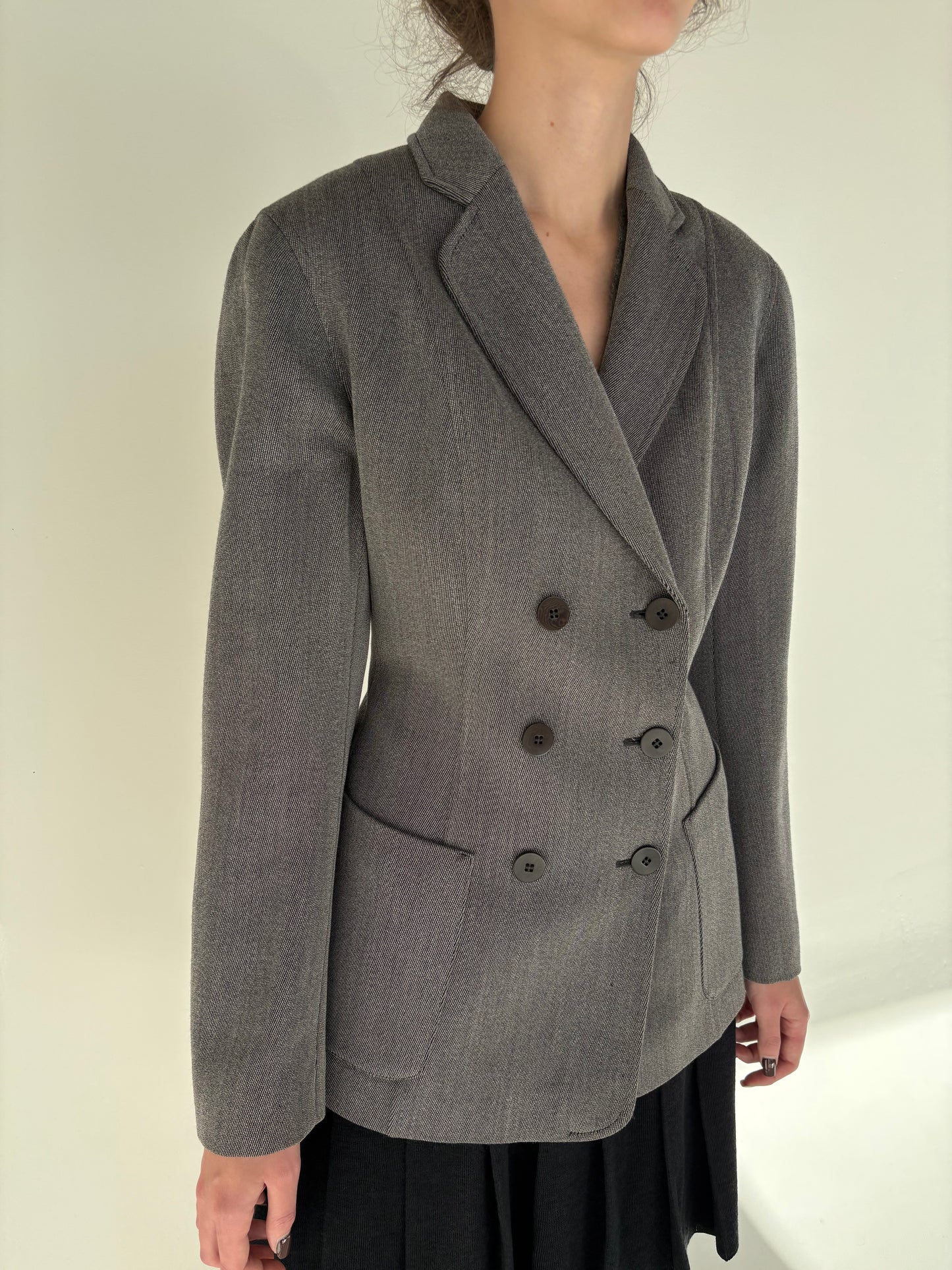 Sacou Max Mara din stofă de lana extrafina texturată cu închidere dublă