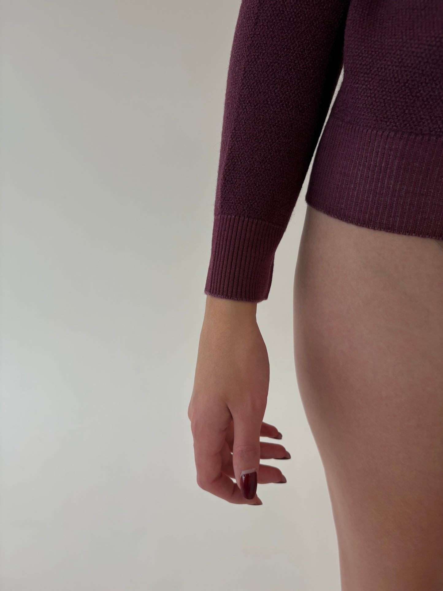 Pulover dark burgundy din lana merino extrafina de gramaj mare