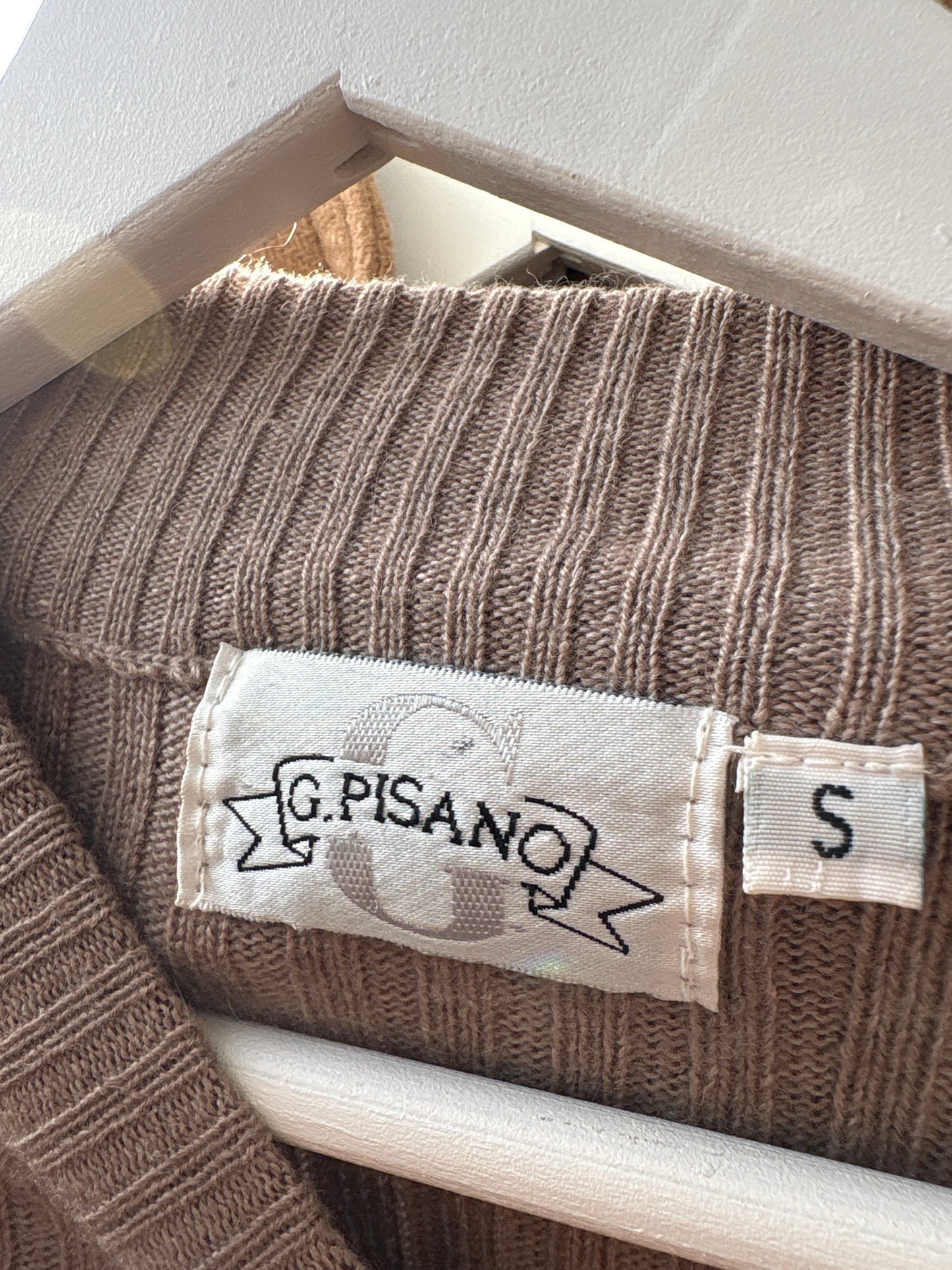 Pulover high end italian din cașmir multiply și mătase naturală ribbed dark nude