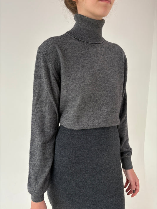 Maleta din lana merino extrafina cu manșete îngustate