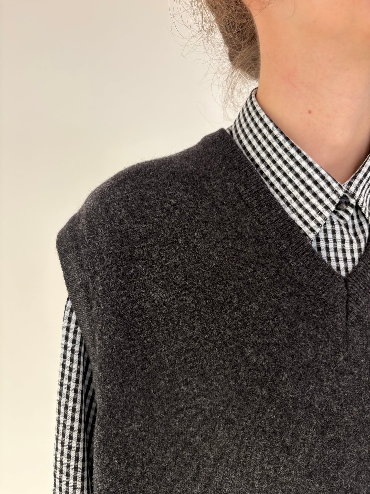 Vestă / top din lana extrafina pura certificată