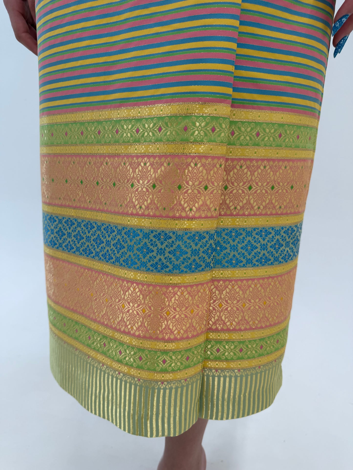 Fustă maxi din jacquard de mătase naturală in croi petrecute și culori superbe