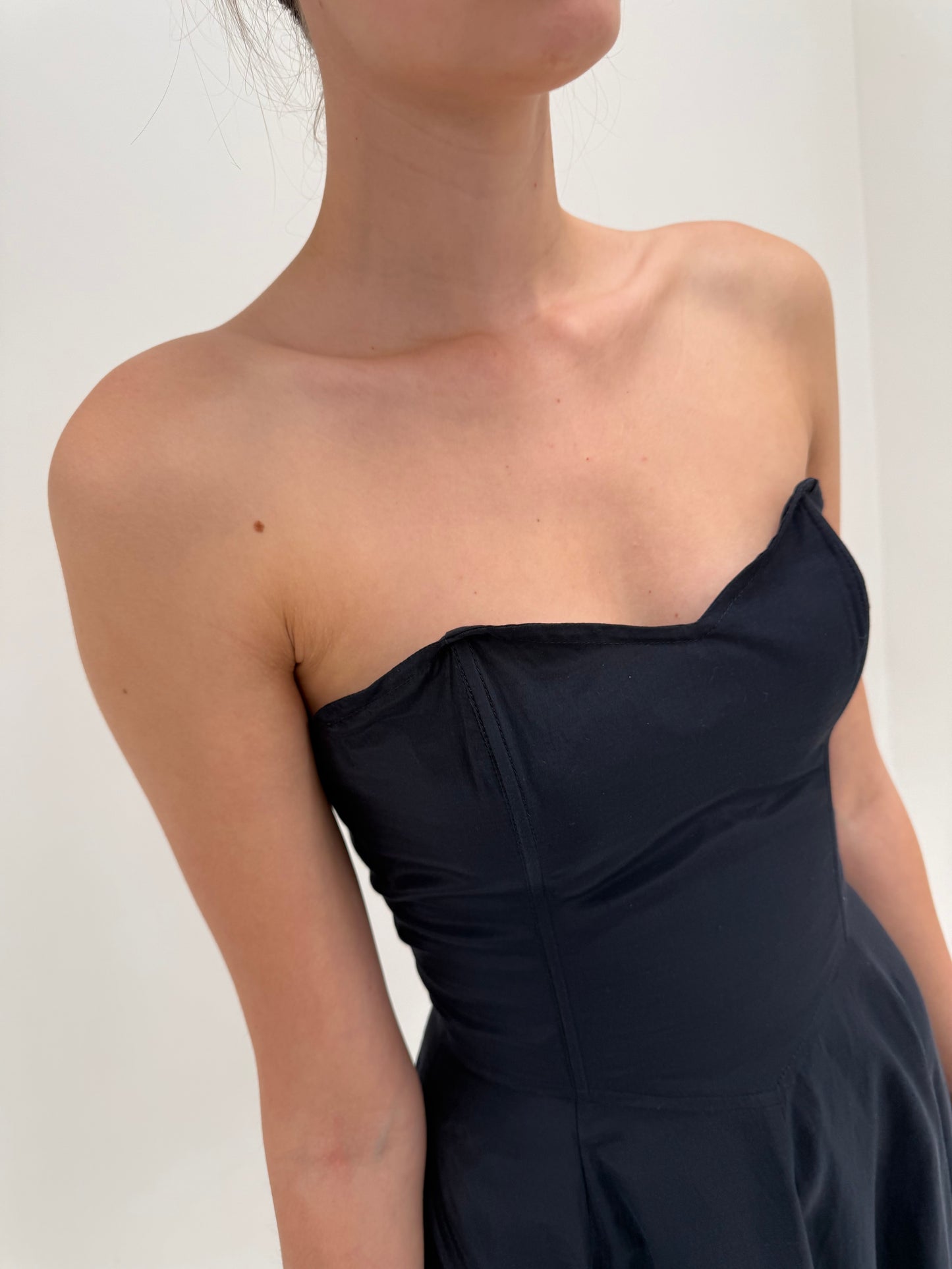 LBD exceptional vintage maxi cu corset în croi de ani 50