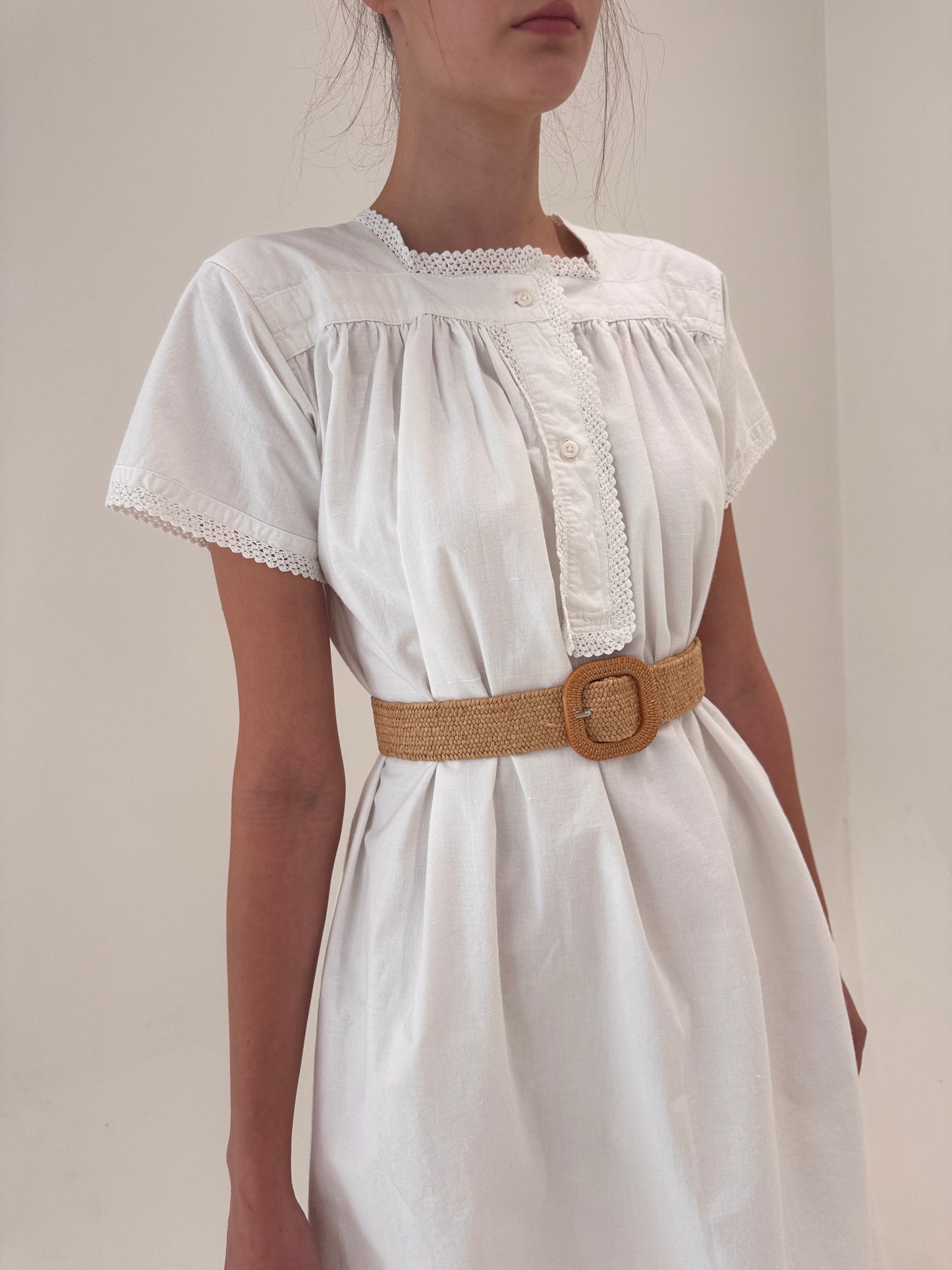 Rochie old vintage din pânză veche excepțională de bumbac cu lucrătură manuală