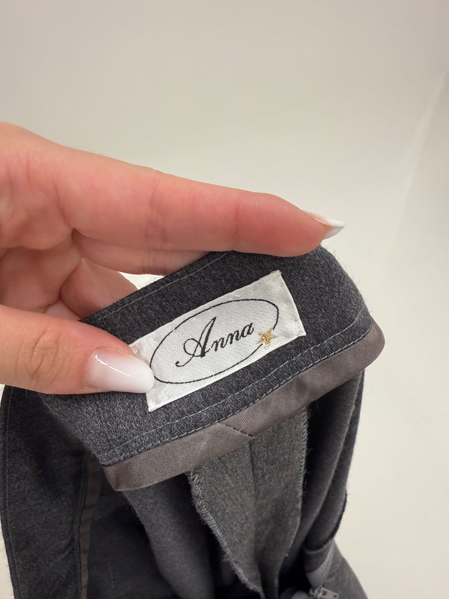 Pantaloni high end italienești din stofă de lana extrafina plină cu pense