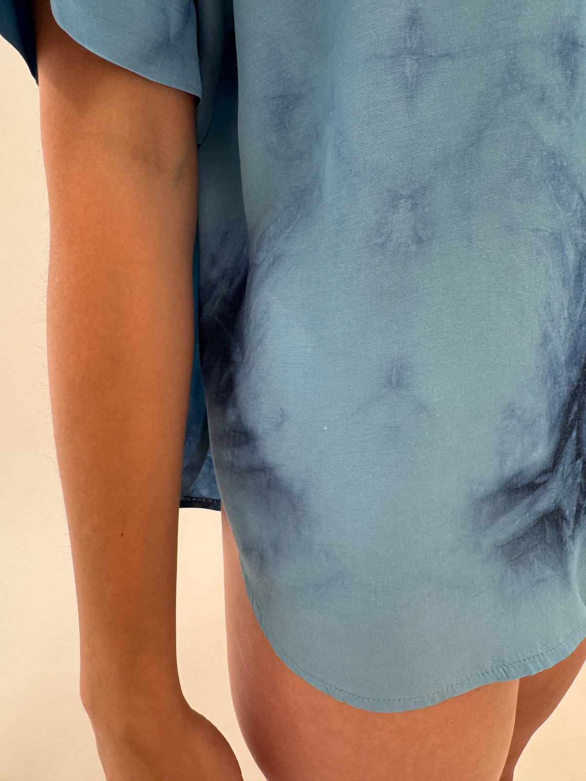 Set super vaporos baby blue cu print manual tye-and-dye și culottes
