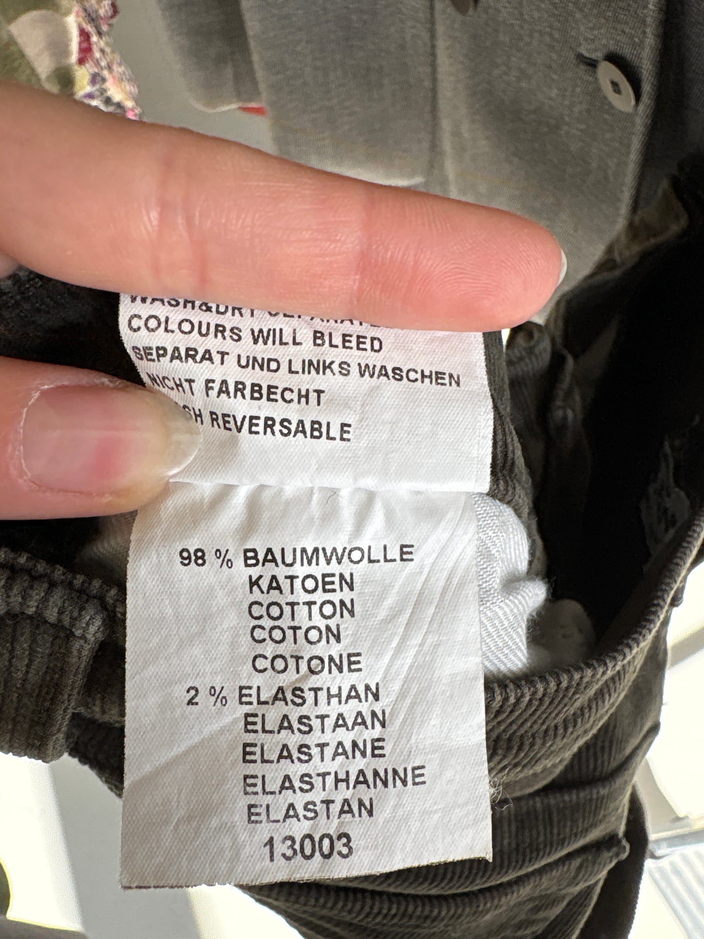 Pantaloni vintage dark forest green din corduroy modelator