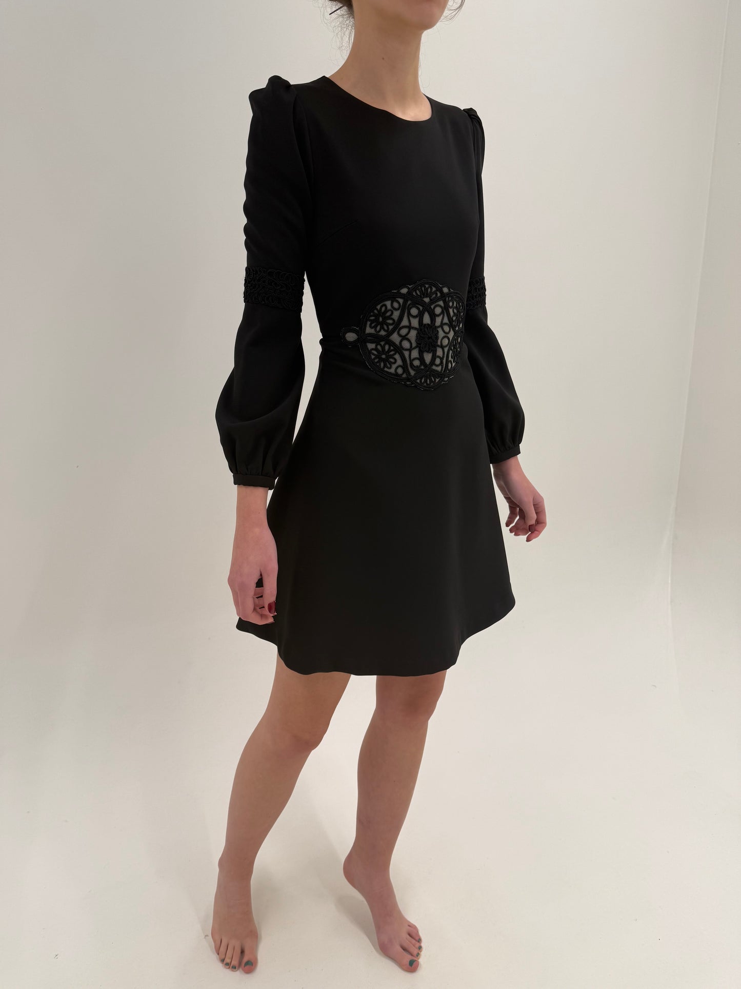 LBD Valentino NOUĂ cu eticheta din Georgette cu talie decorată