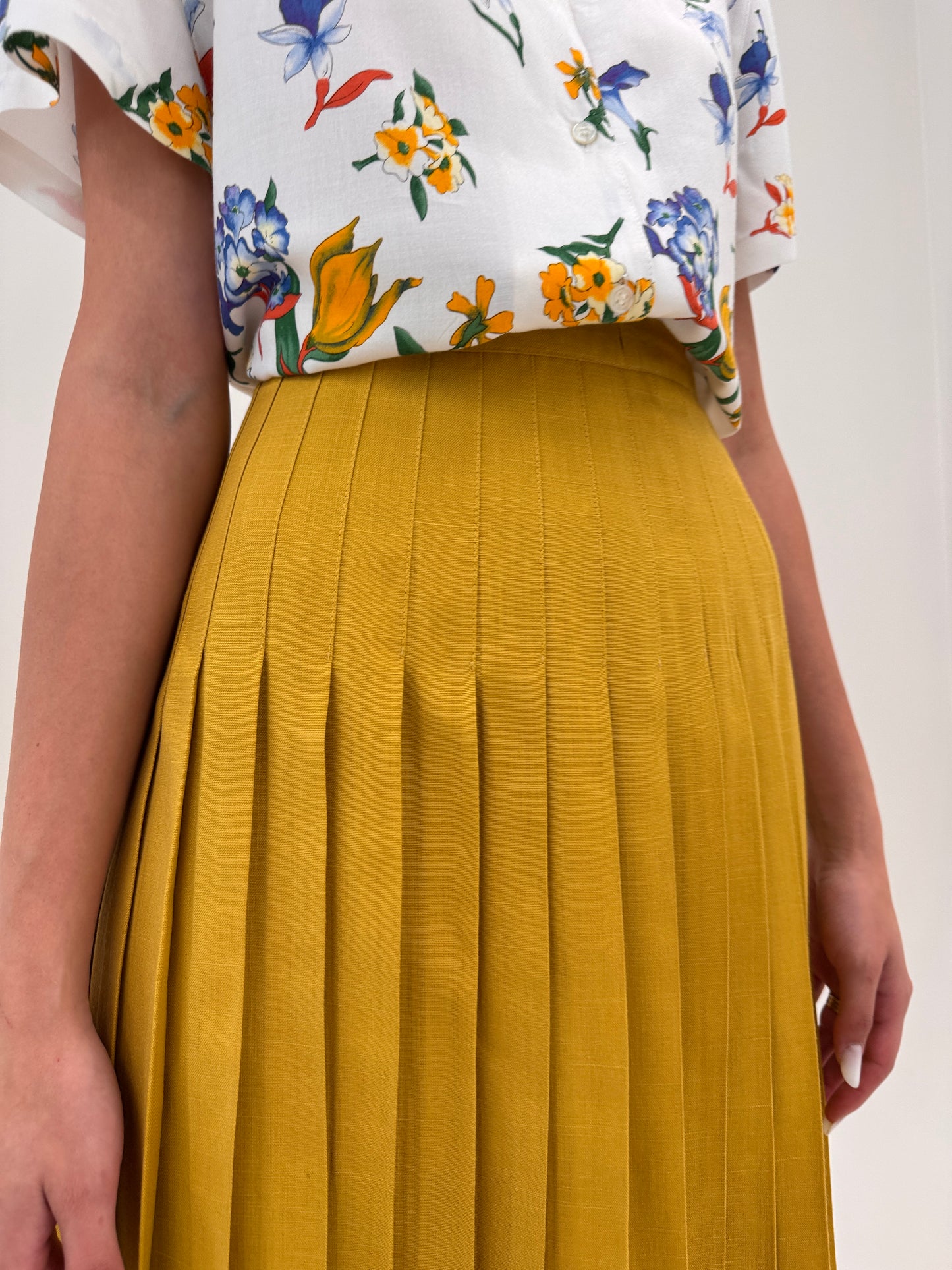 Fustă vintage plisată mustard yellow din pânză premium de in