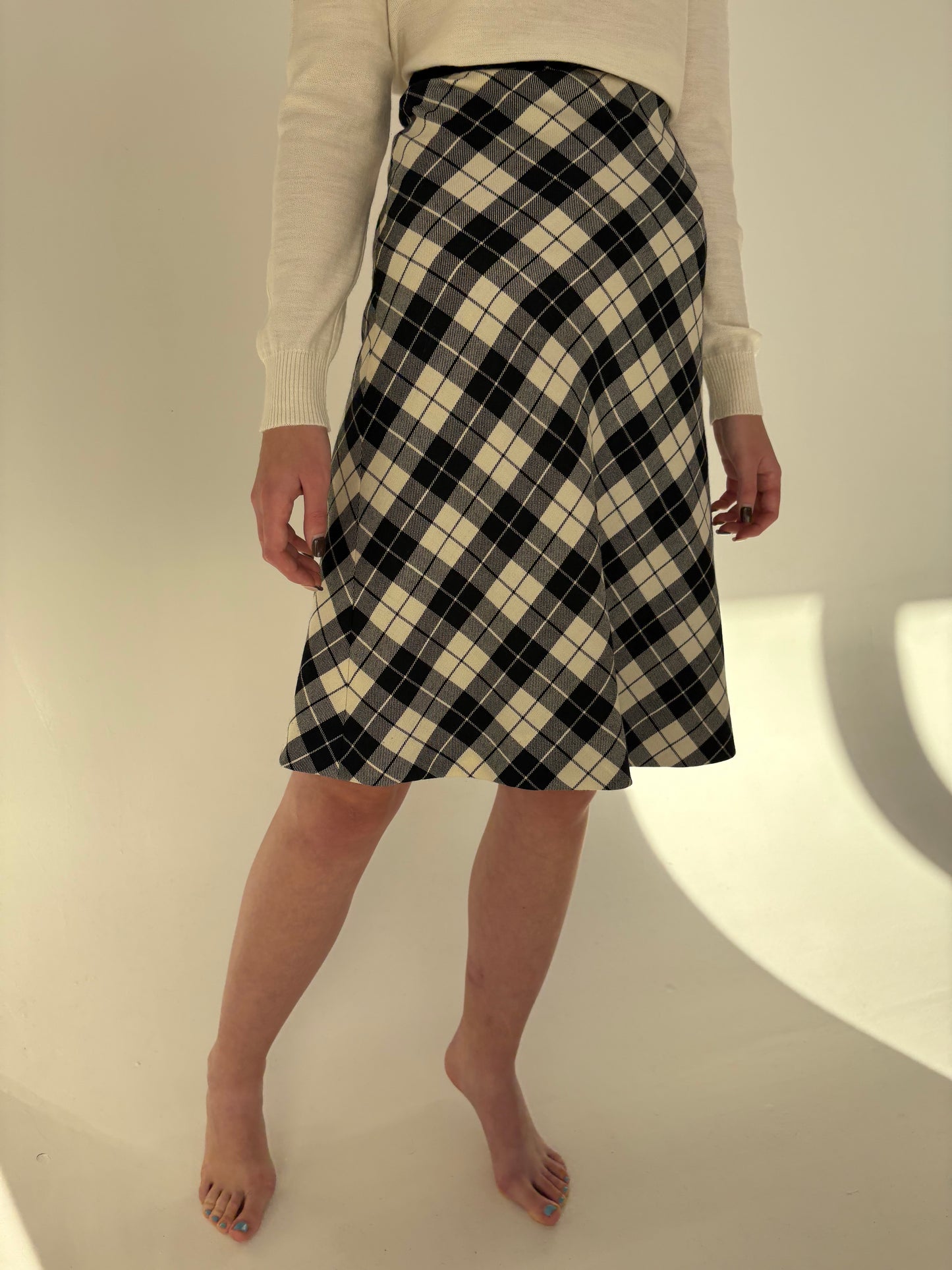 Fustă în bie și carouri din lana extrafina cu print negru și ivoire