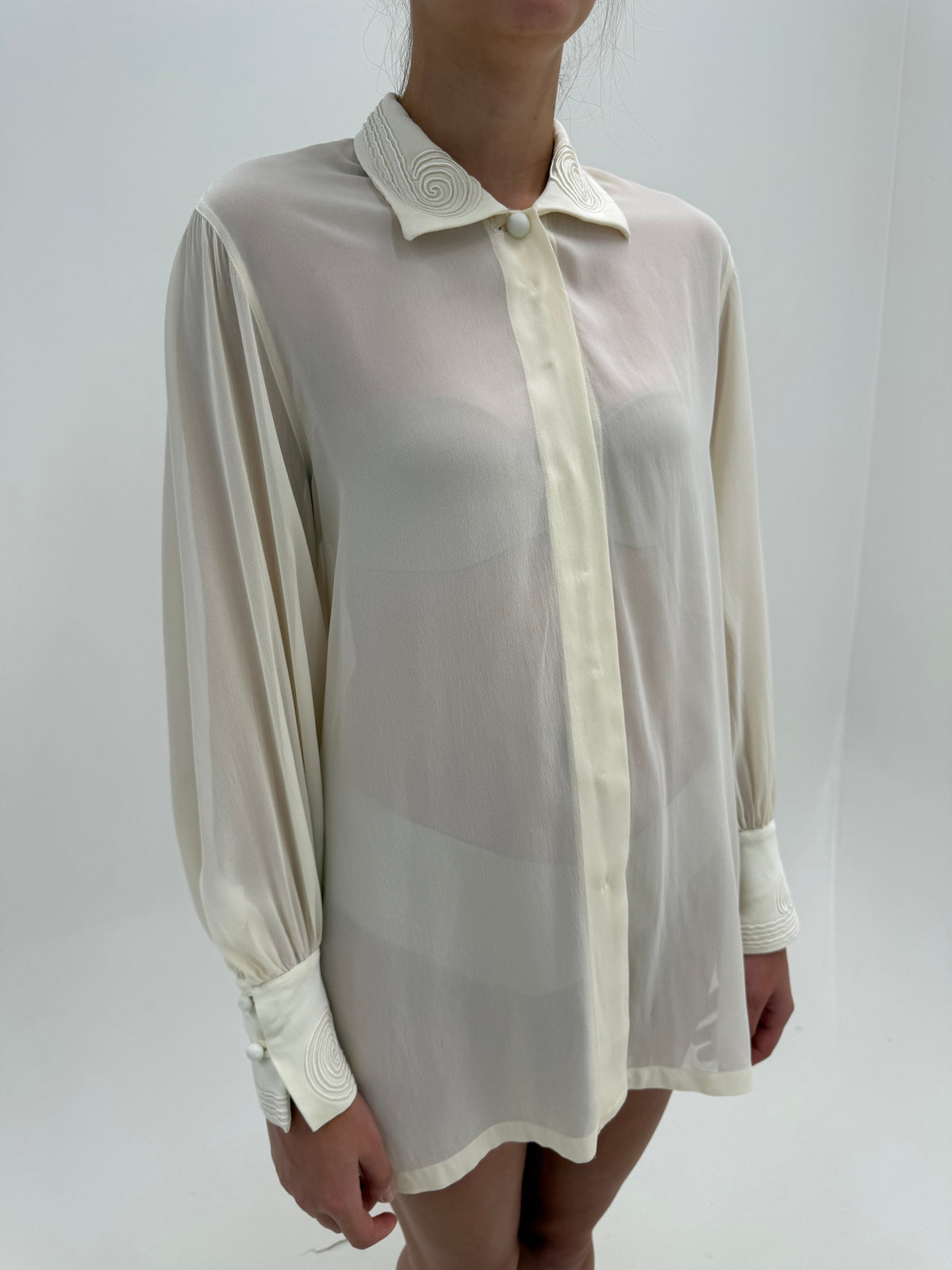 Cămașa vintage excepțională Pierre Cardin cu lucrătură 3D elaborată