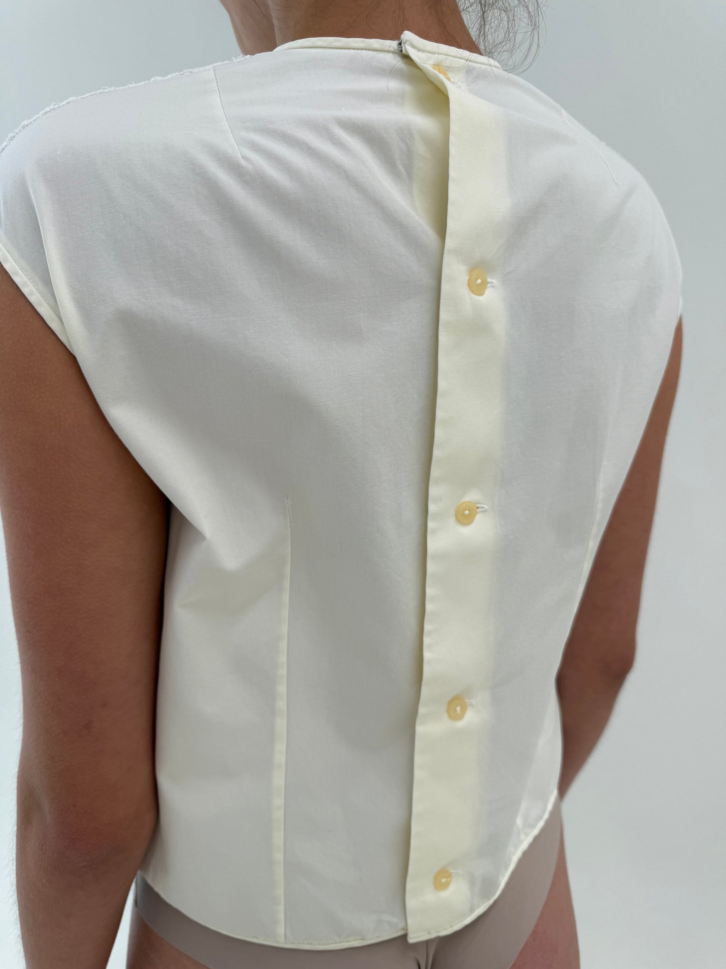 Top vintage excepțional din dantelă fină macrame în croi minimalist