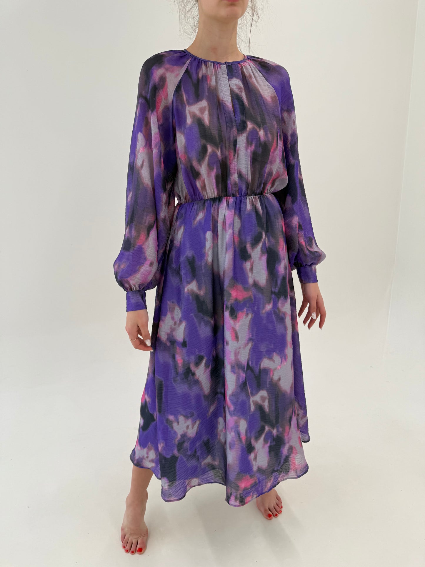 Rochie maxi din pânzica extrem de fină subțire cu mânecă amplă