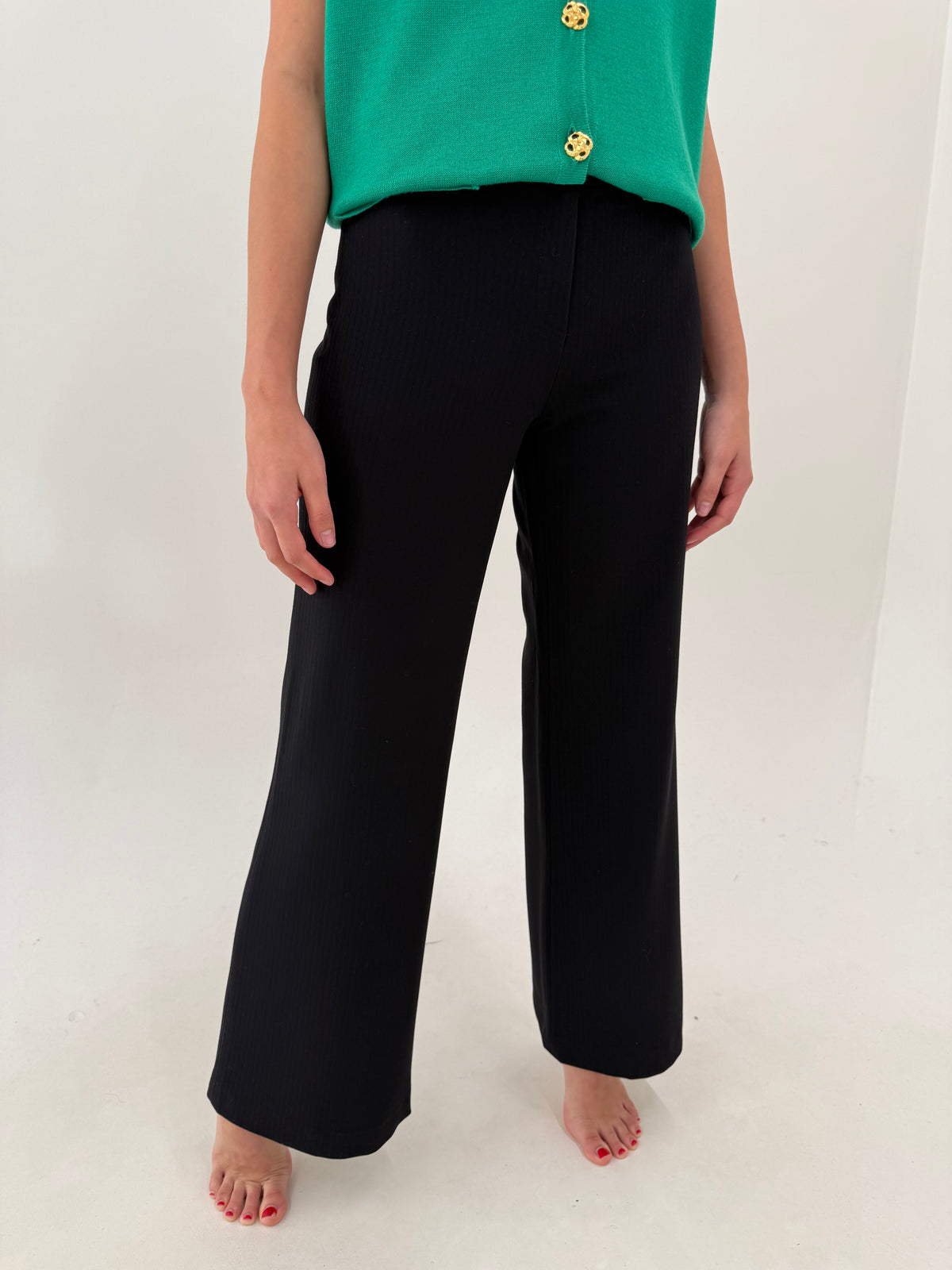 Pantaloni negri evazați din lana extafina modelatoare tall