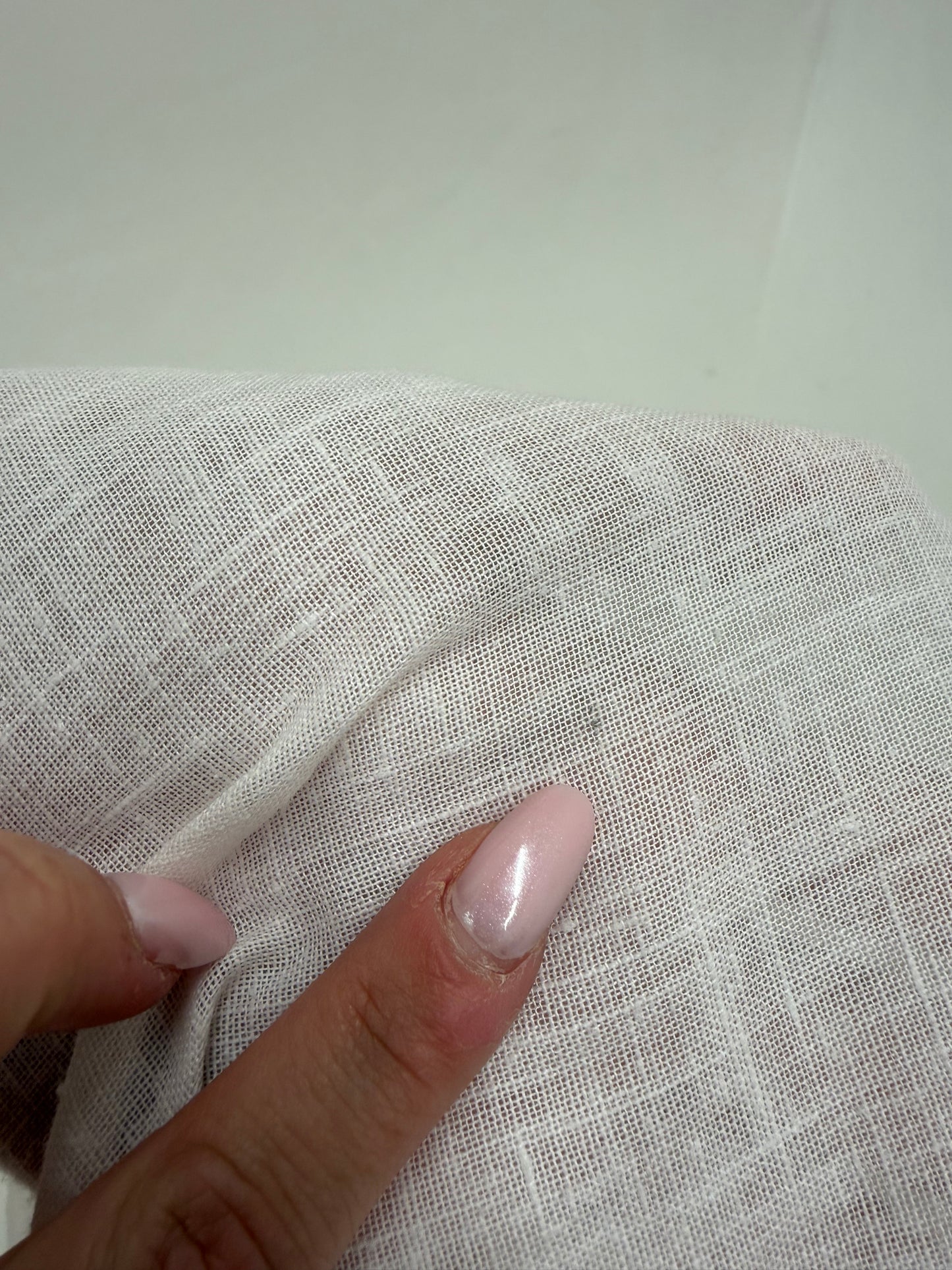 Rochie albă din panzica de bumbac cu broderie anglaise