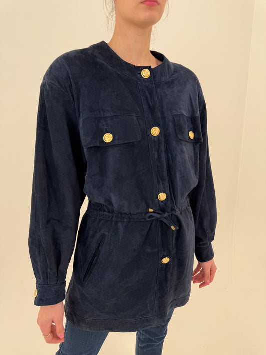 Geacă vintage în stil chanel din piele naturală întoarsă cu nasturi metalici aurii