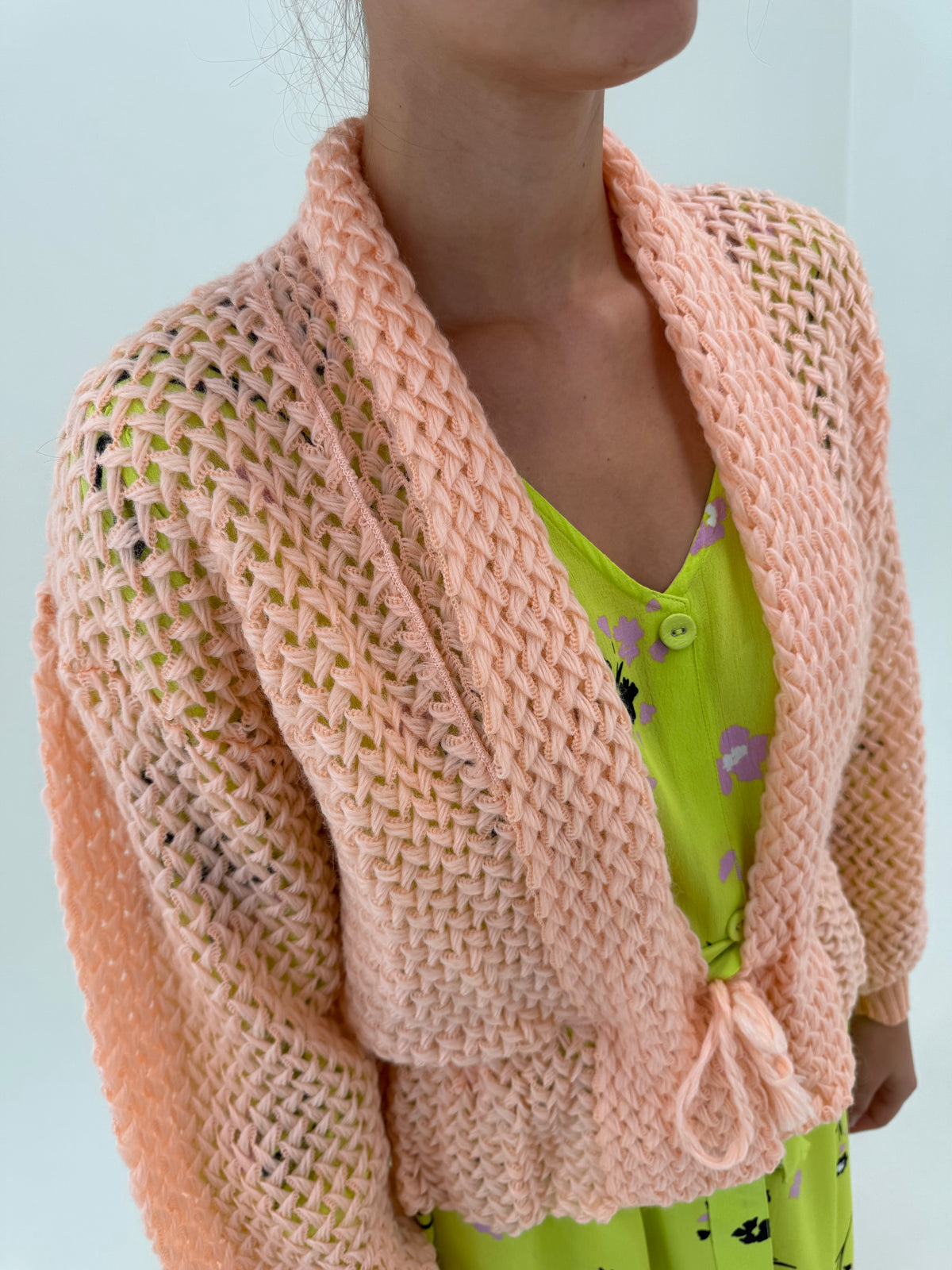Cardigan old vintage sfârșit de ani 70 din tricot tip openwork cu mâneci dolman și talie reglabilă