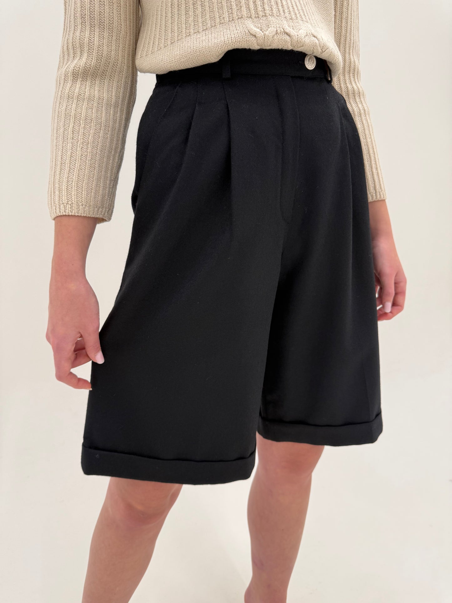 Pantaloni negri din lana pura extrafina cu talie ultra înaltă