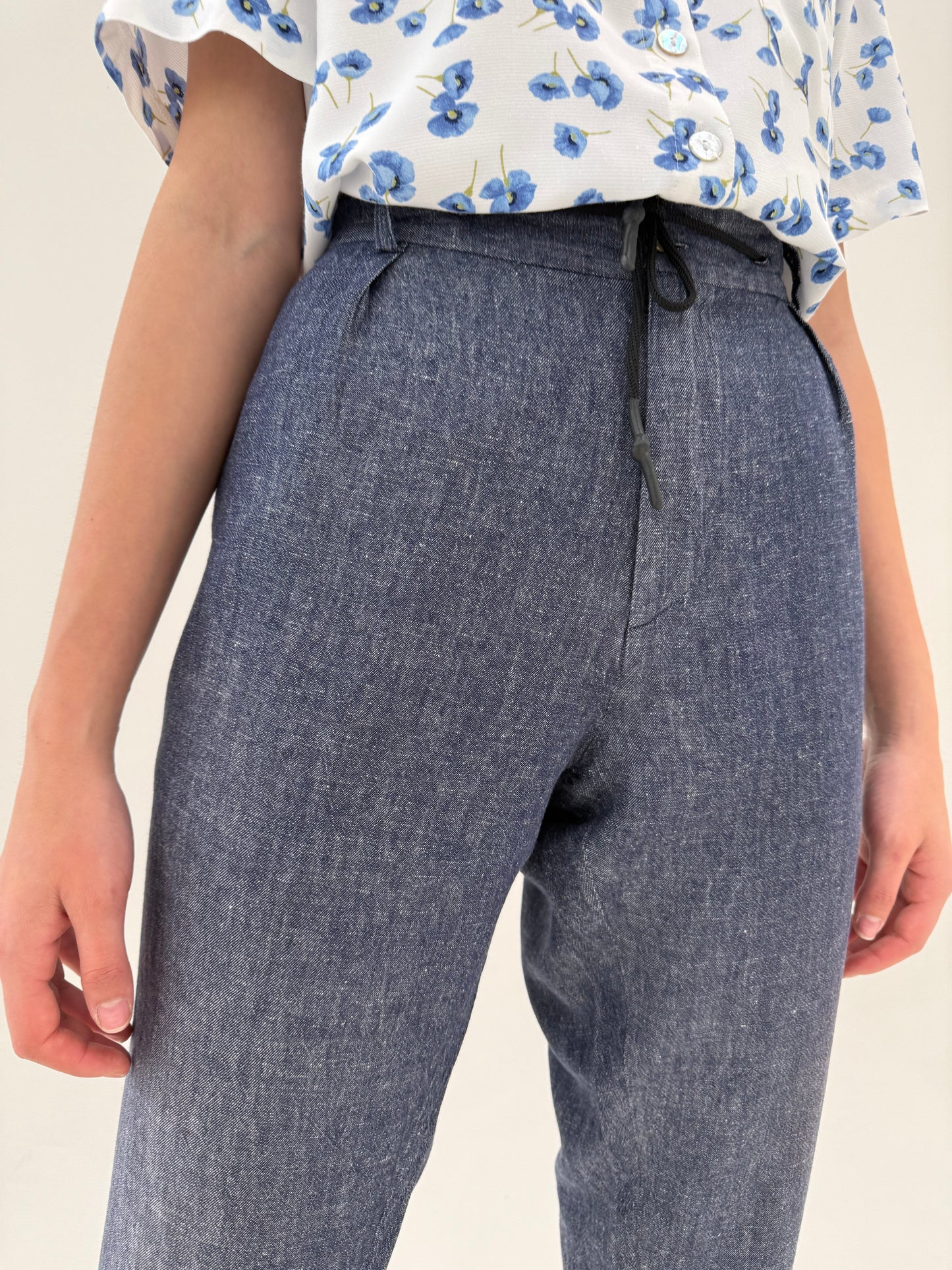 Pantaloni petite plus size din in premium cu talie reglabilă