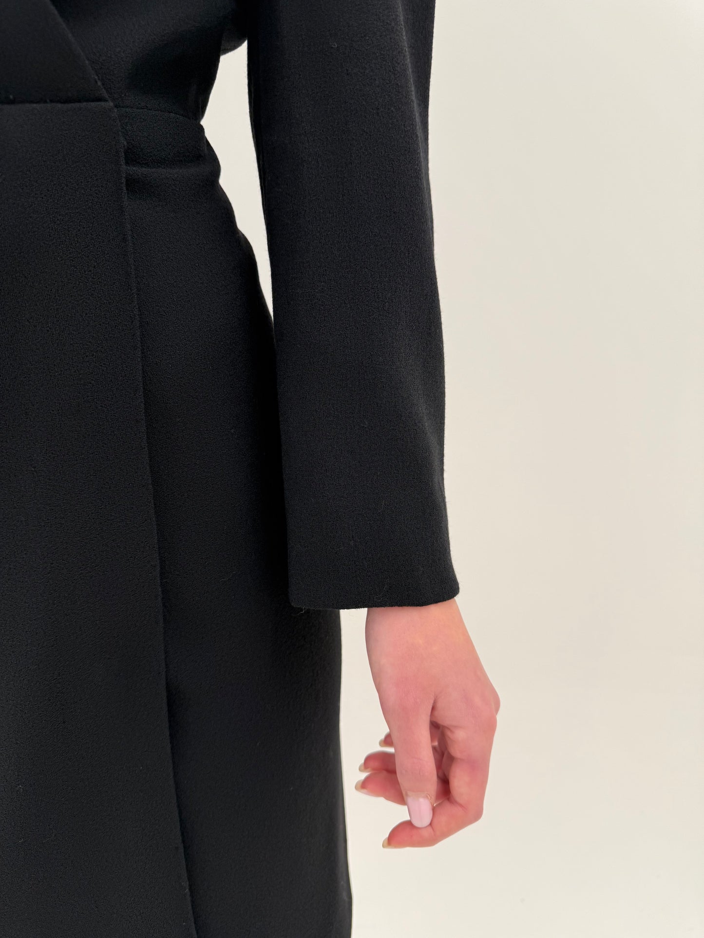 LBD vintage petrecută cu aplicații din worsted wool extrafin