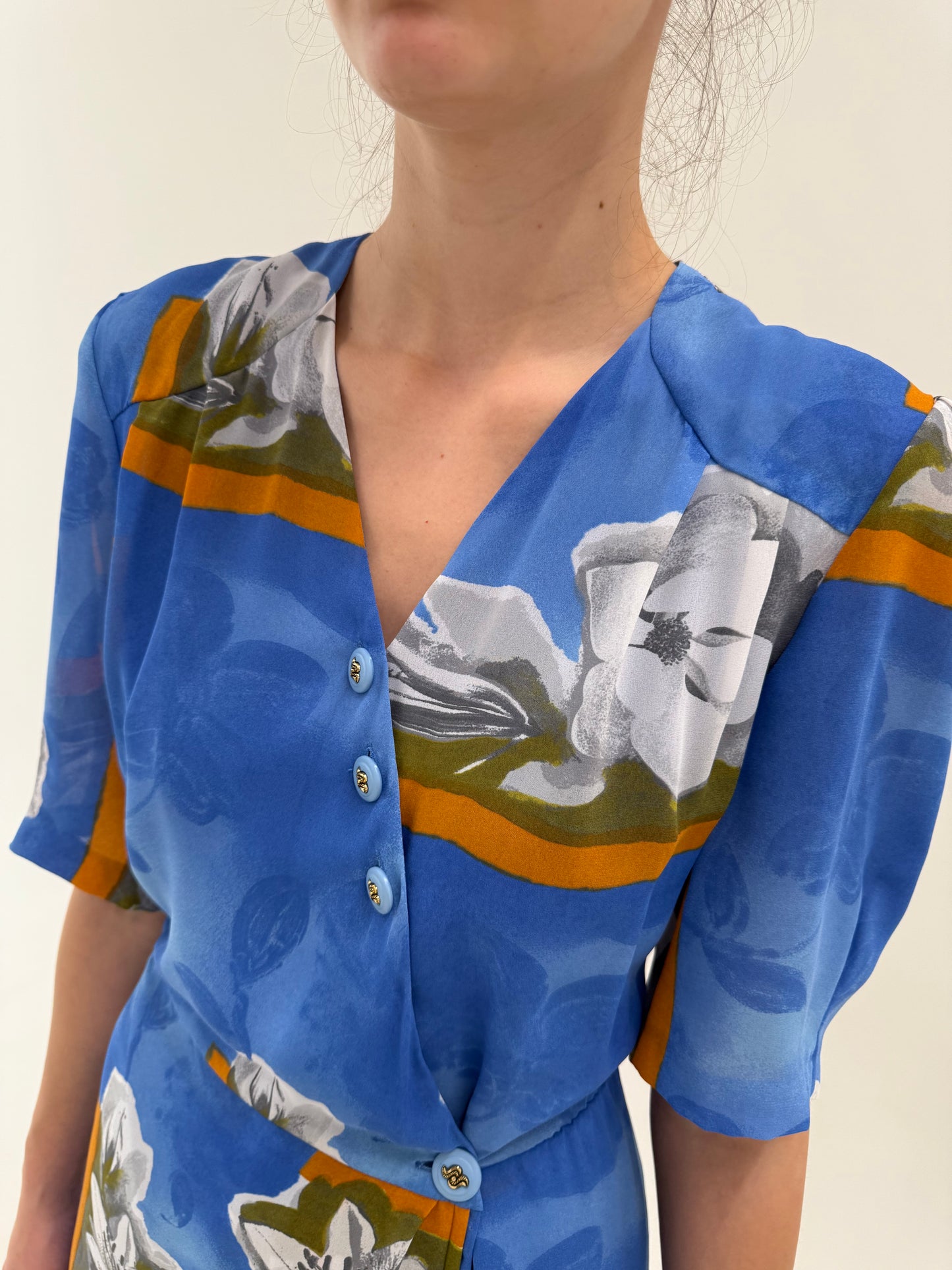 Rochie vintage cu talie ultra înaltă elastica și print superb în croi petrecut