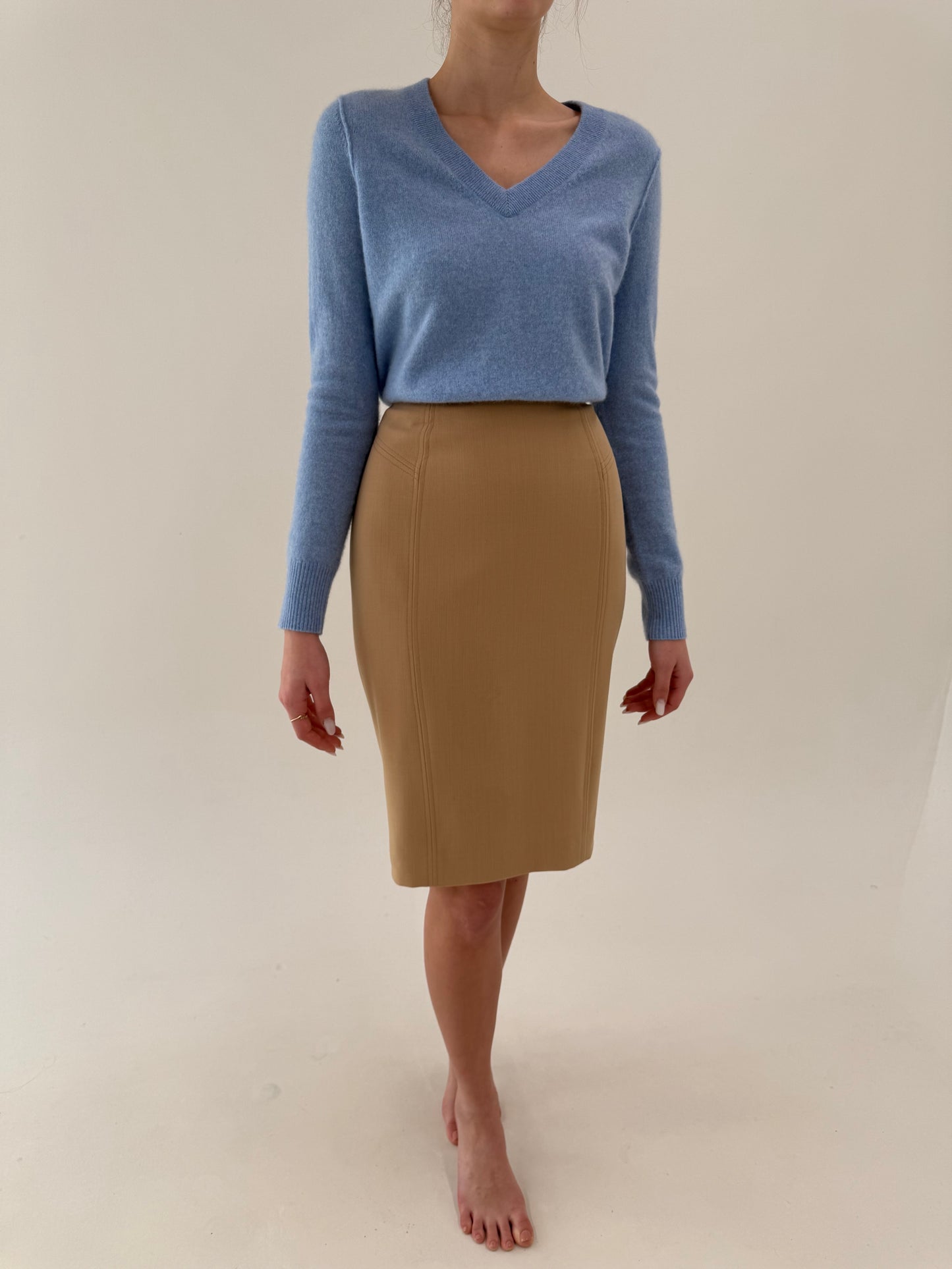 Fustă camel de brand luxury Madeleine cu efect ușor mermaid