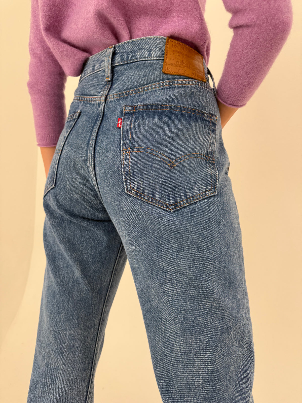 Jeans Levi’s 551 cu talie ultra înaltă din bumbac gros cu cânepă