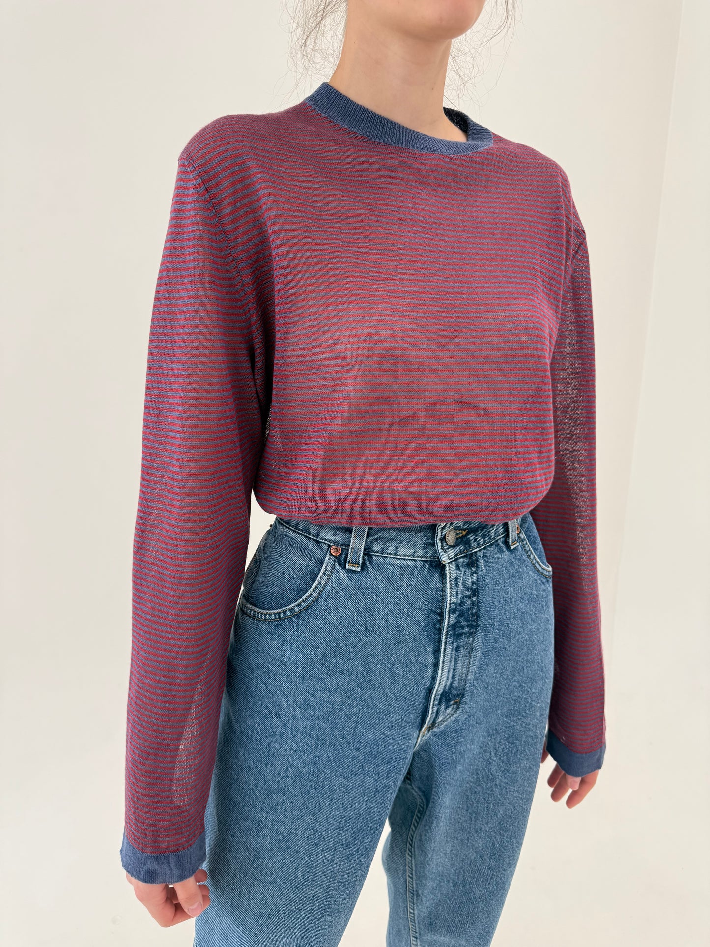 Soft knit din jerse 100% de in burgundy cu dungi fine Navy