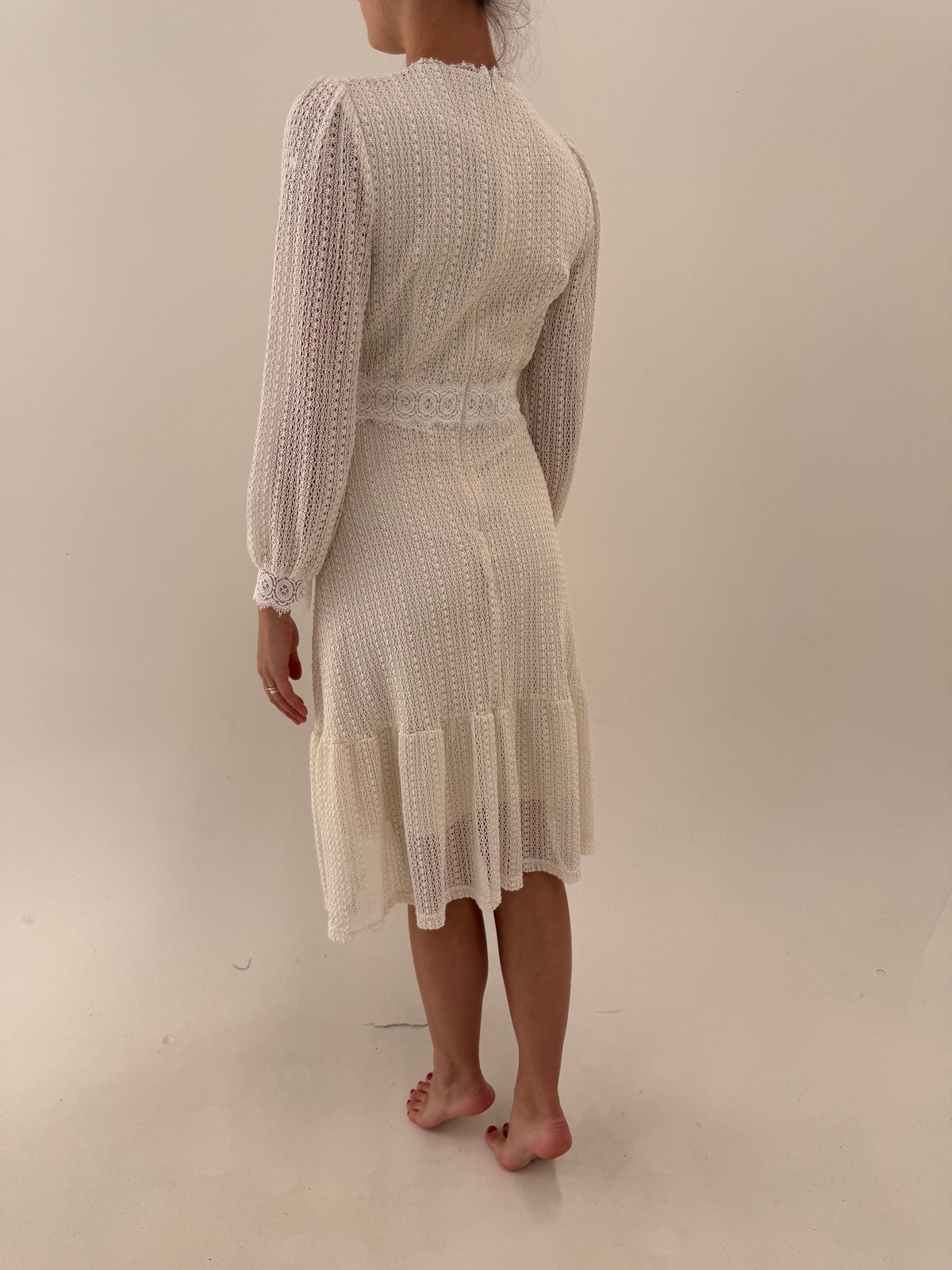 Rochie vintage superba off white din dantelă groasă cu talie ultra înaltă marcată