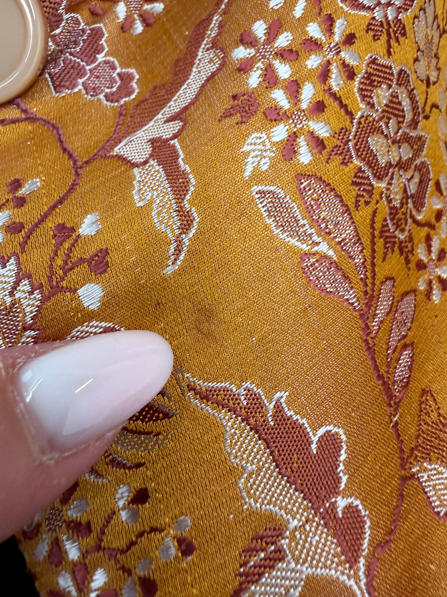Sacou cu influențe asiatice din jacquard subțire de mătase naturală în culori tari