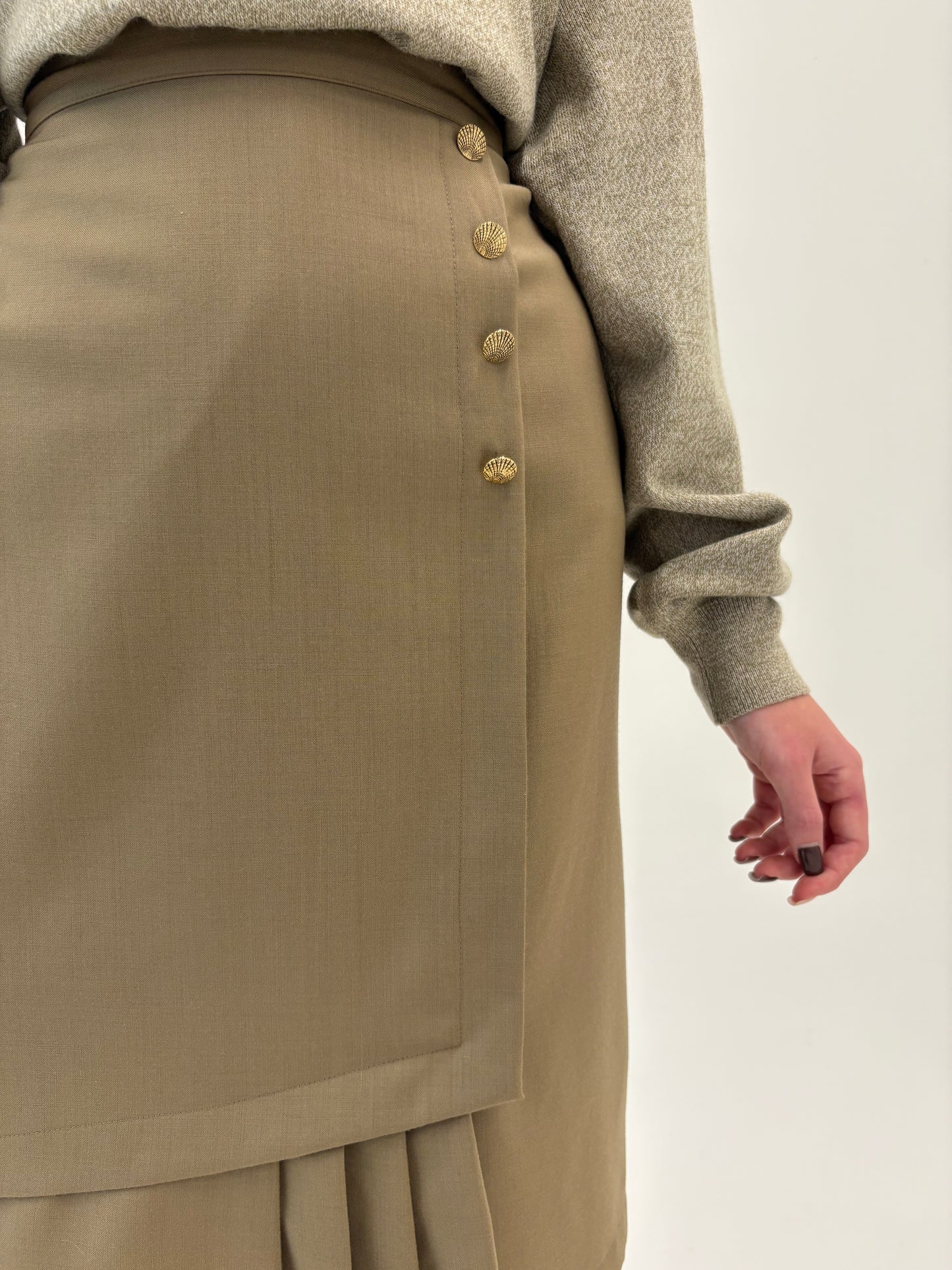 Fustă luxury italiană în croi chic din lana pura extrafina certificată