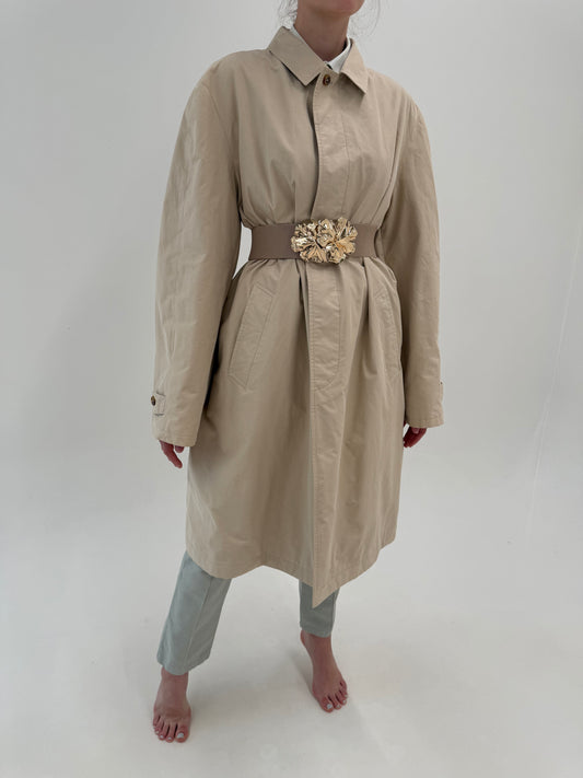 Trench tall Loro Piana nude de vară din bumbac în croi clasic