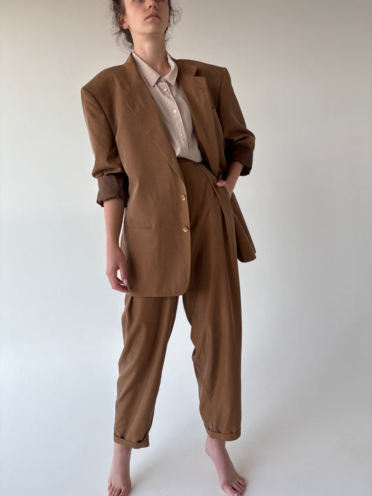 Costum de brand vintage luxury Claude Montana 70% mătase naturală