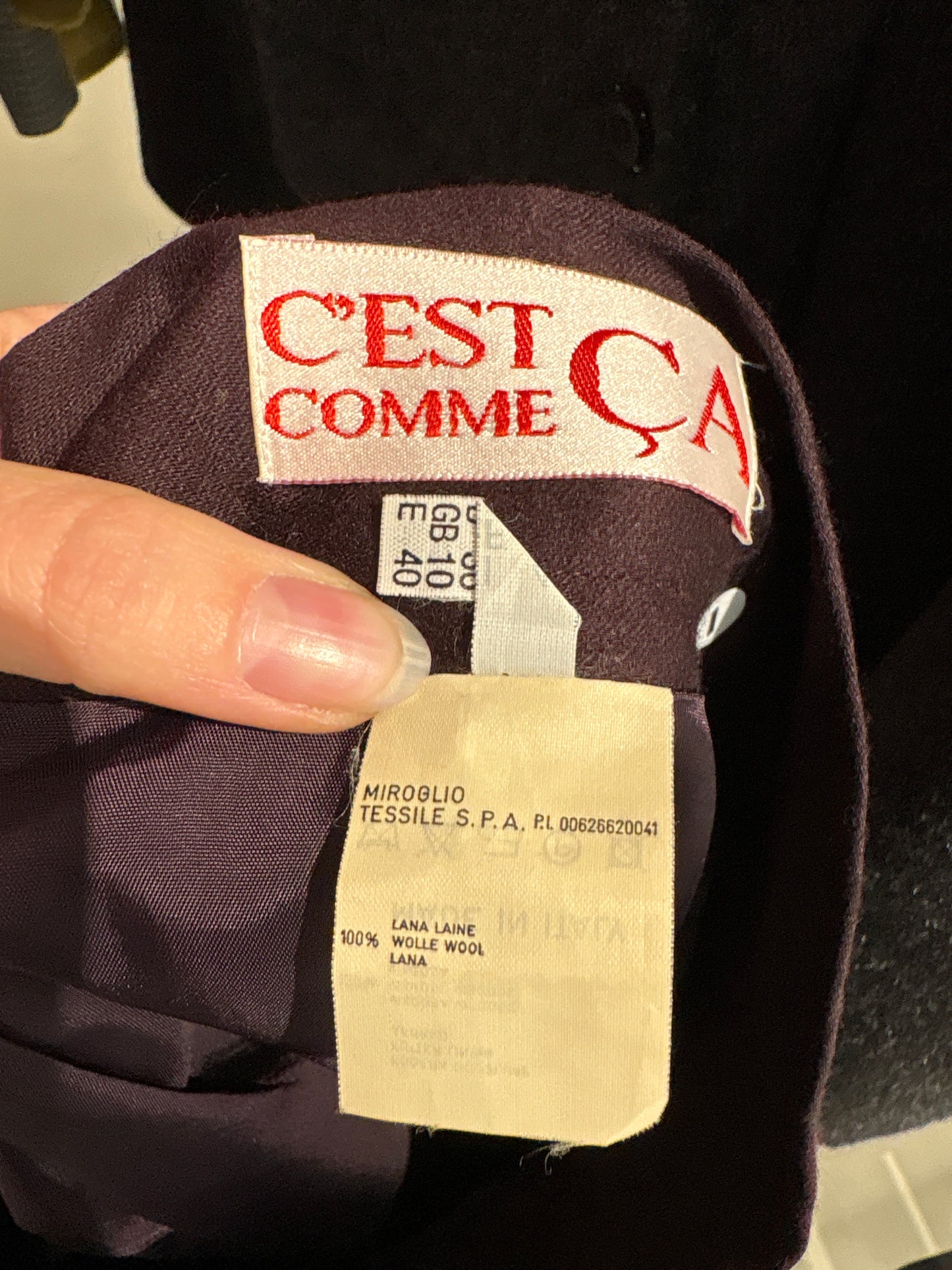 Fustă conică cu talie ultra înaltă din lana extrafina aubergine