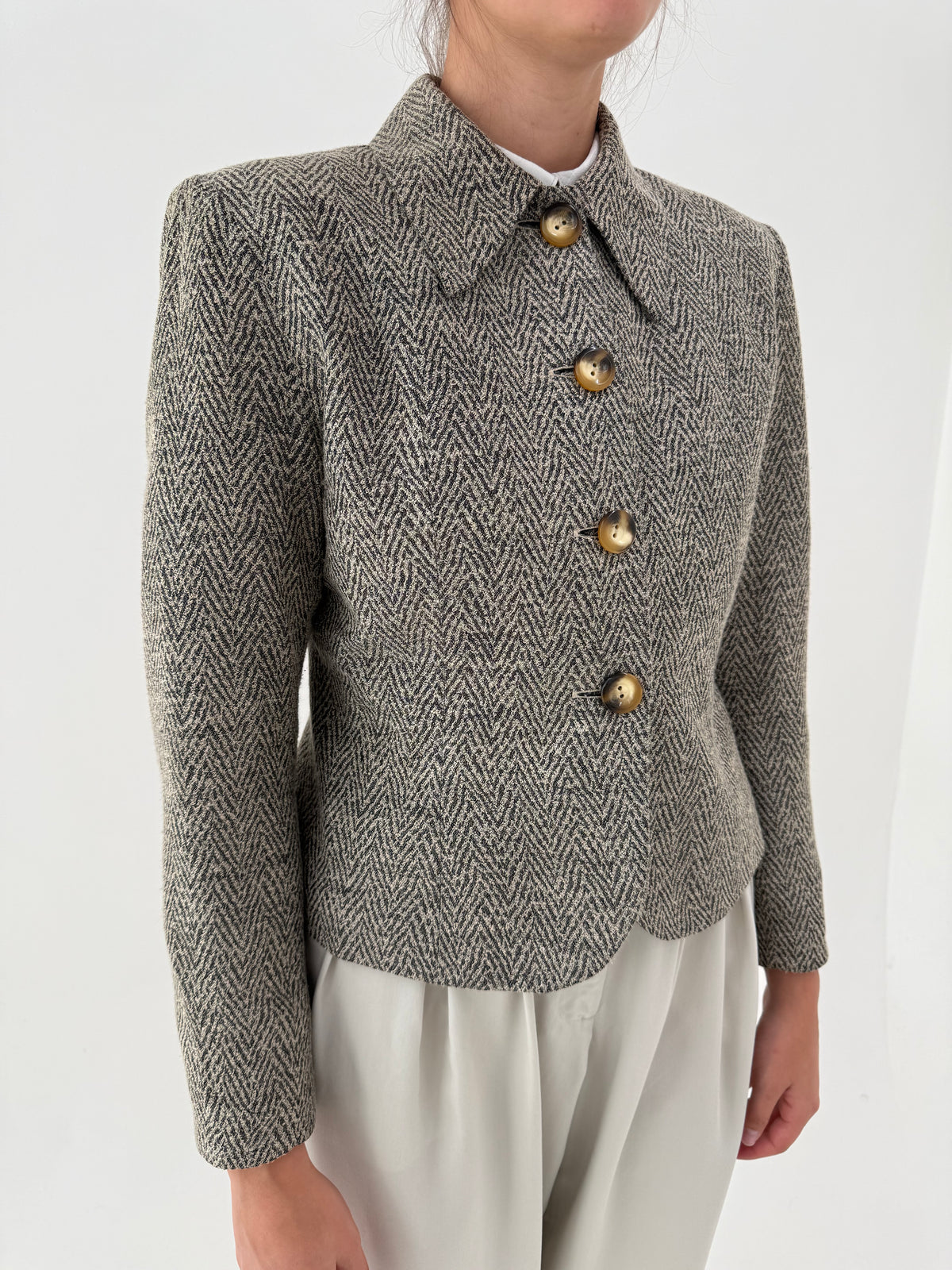 Jacheta italiană cambrata Chevron în croi super revenit în trend din tweed