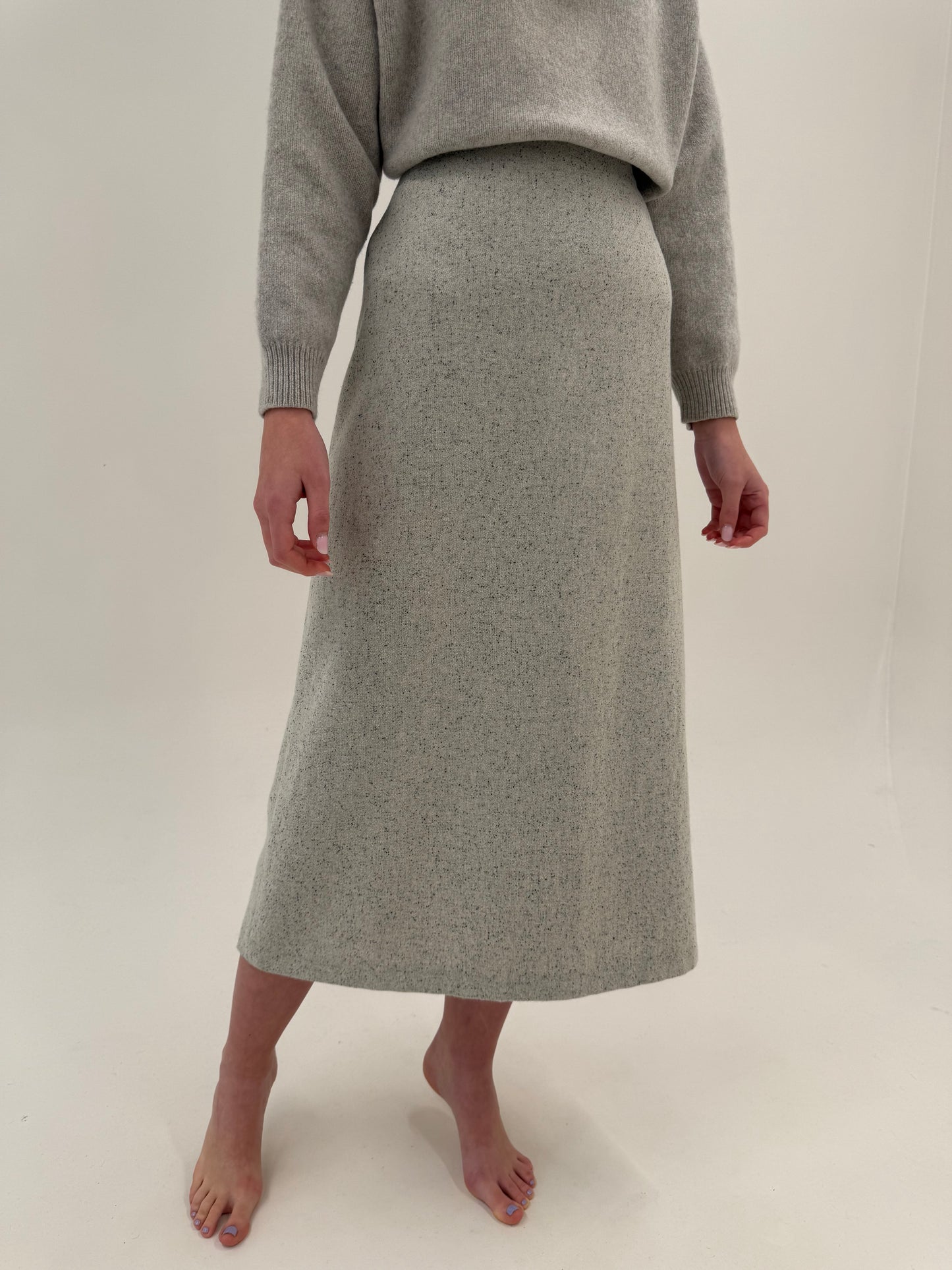 Fustă maxi de brand luxury Madeleine silver gray cu talie ultra înaltă