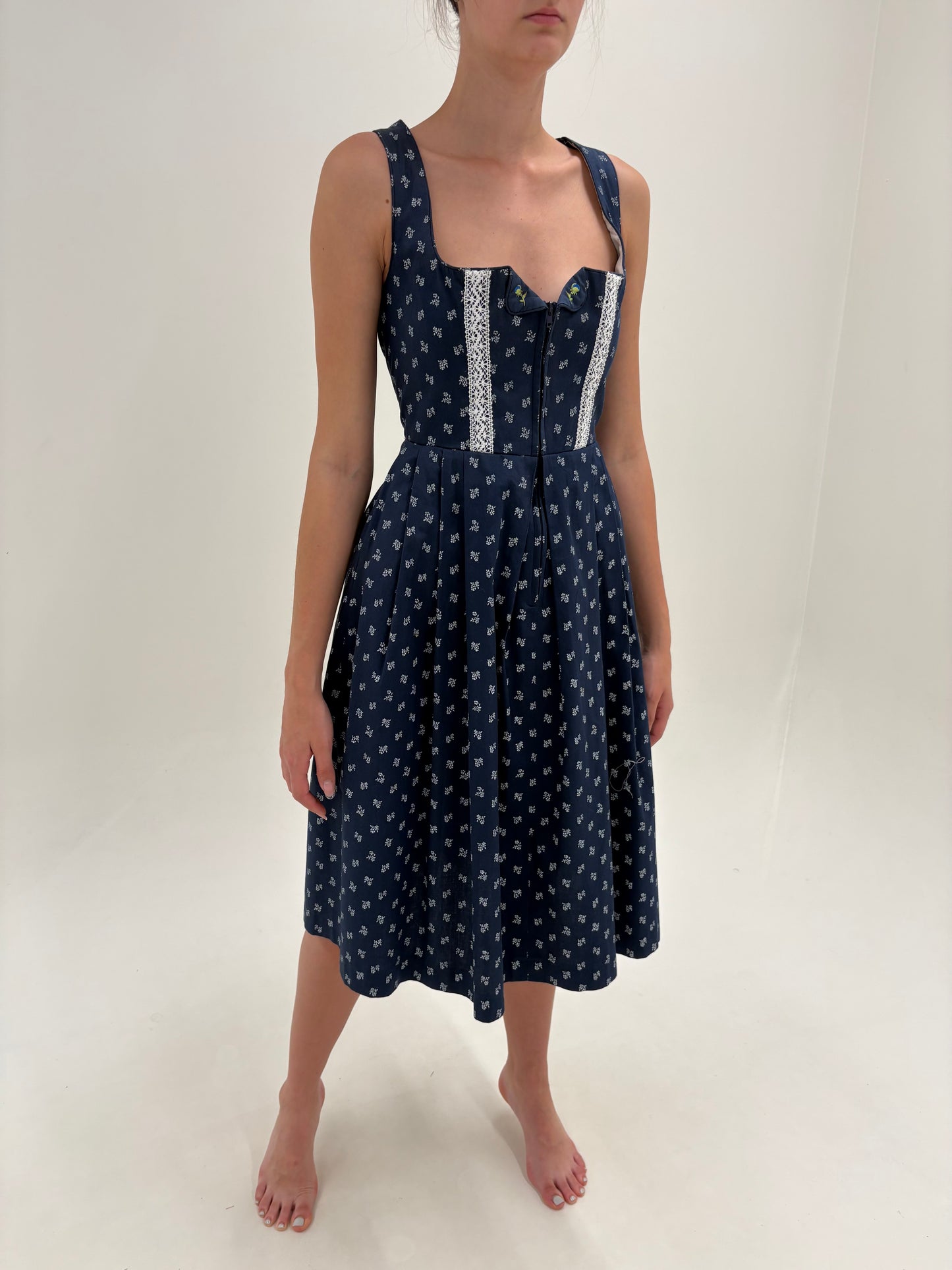 Rochie vintage din pânză de bumbac cu corsaj