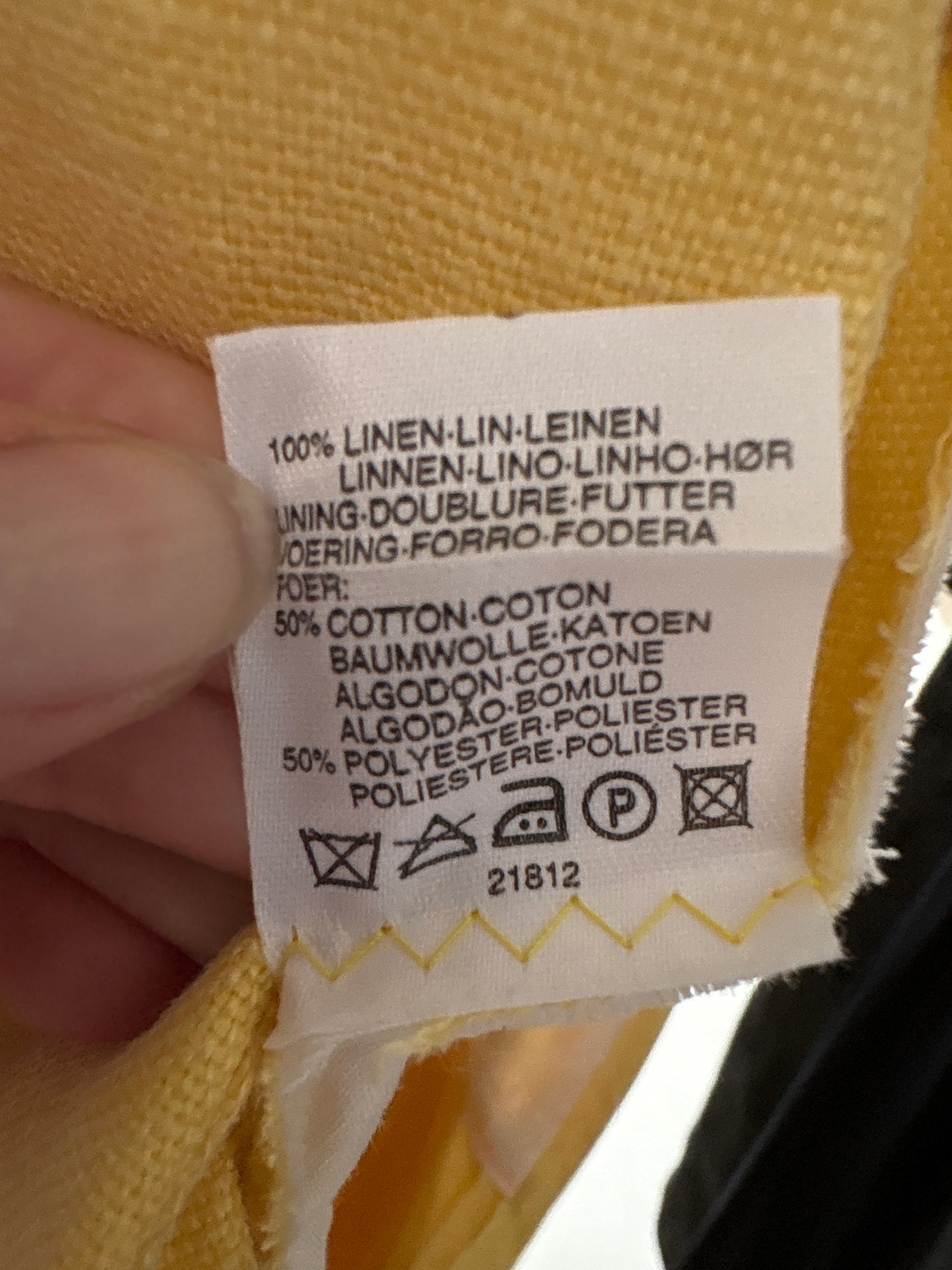 Rochie vintage maxi din pânză de in butter yellow cu buzunare și corsaj
