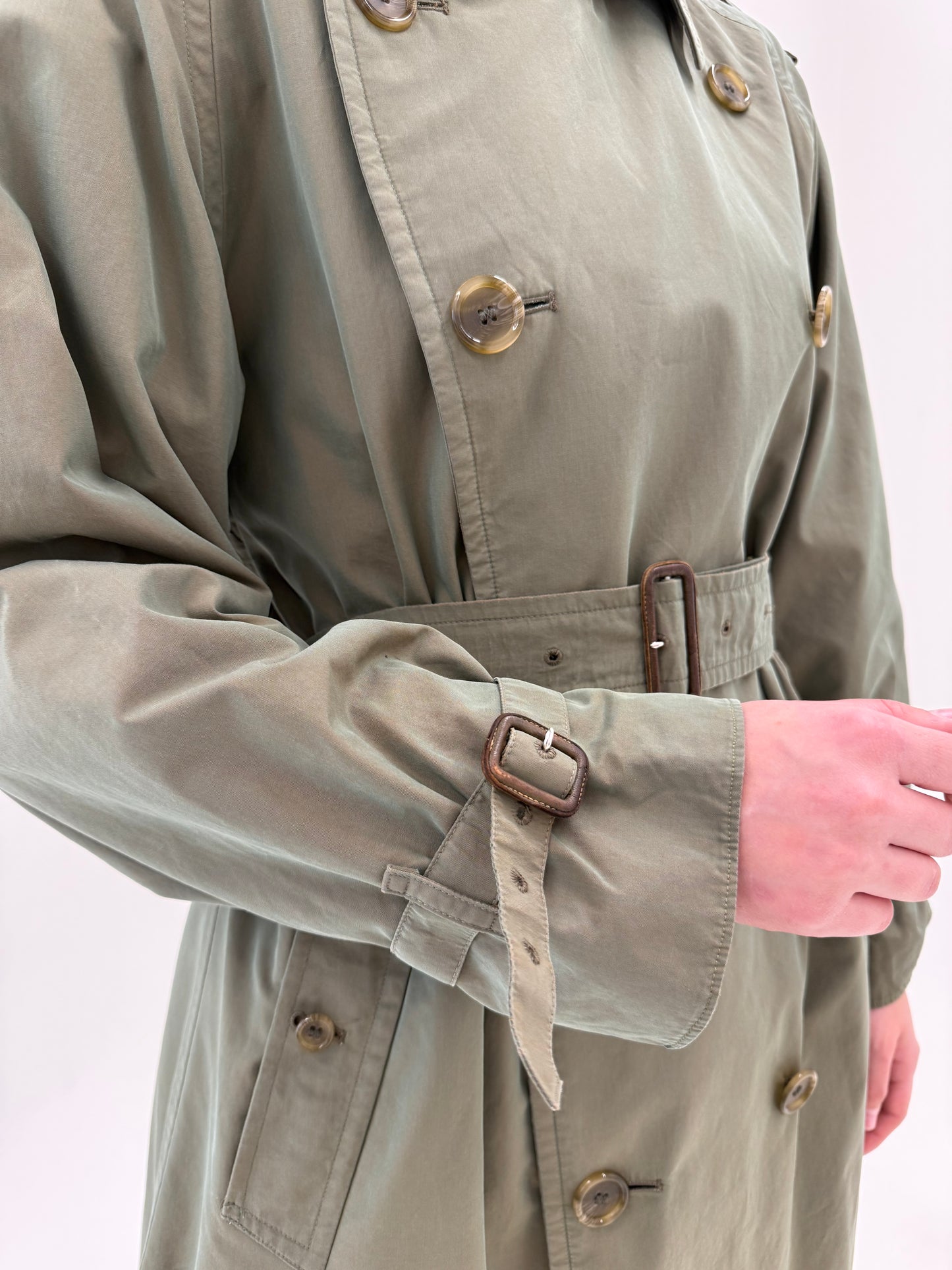 Trench vintage Burberry kaki cu talie reglabilă cu cordon