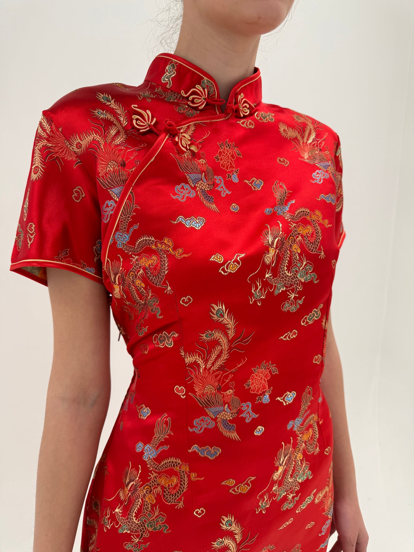 Rochie maxi cu influențe asiatice din mătase naturală brocart
