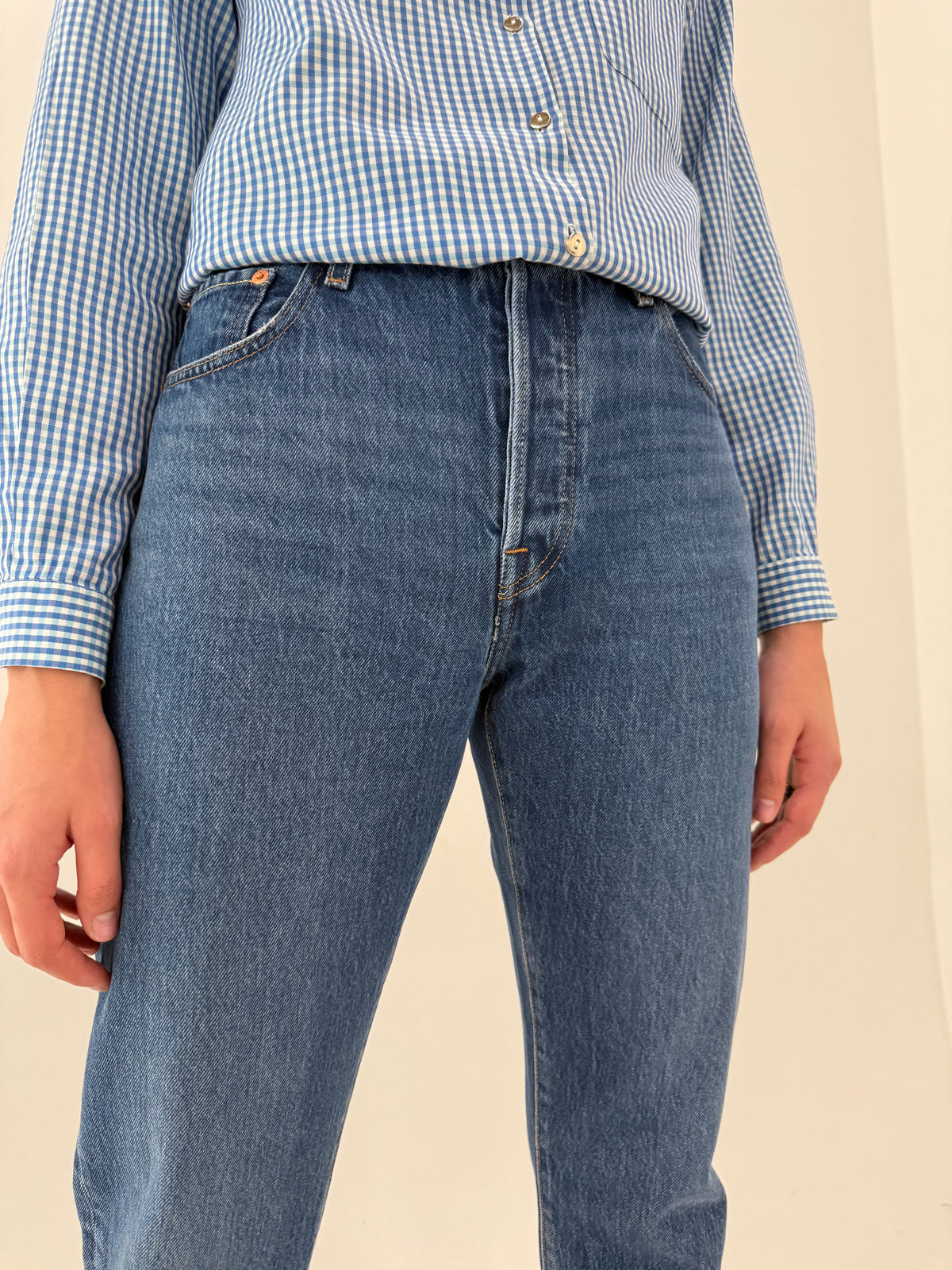 Jeans Levi’s 501 darker wash straight leg