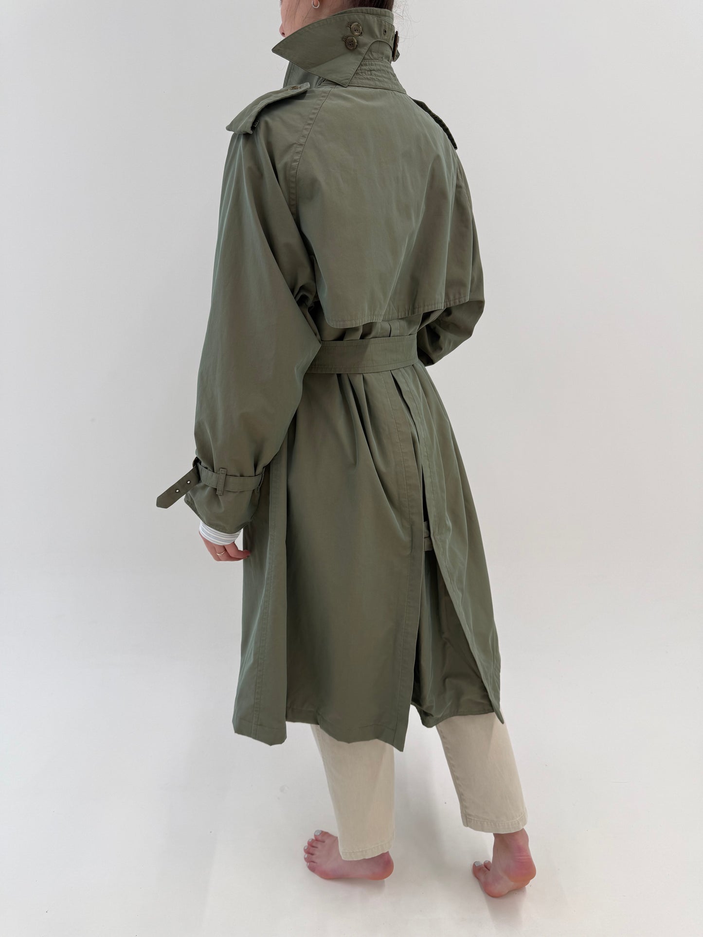 Trench vintage Burberry kaki cu talie reglabilă cu cordon
