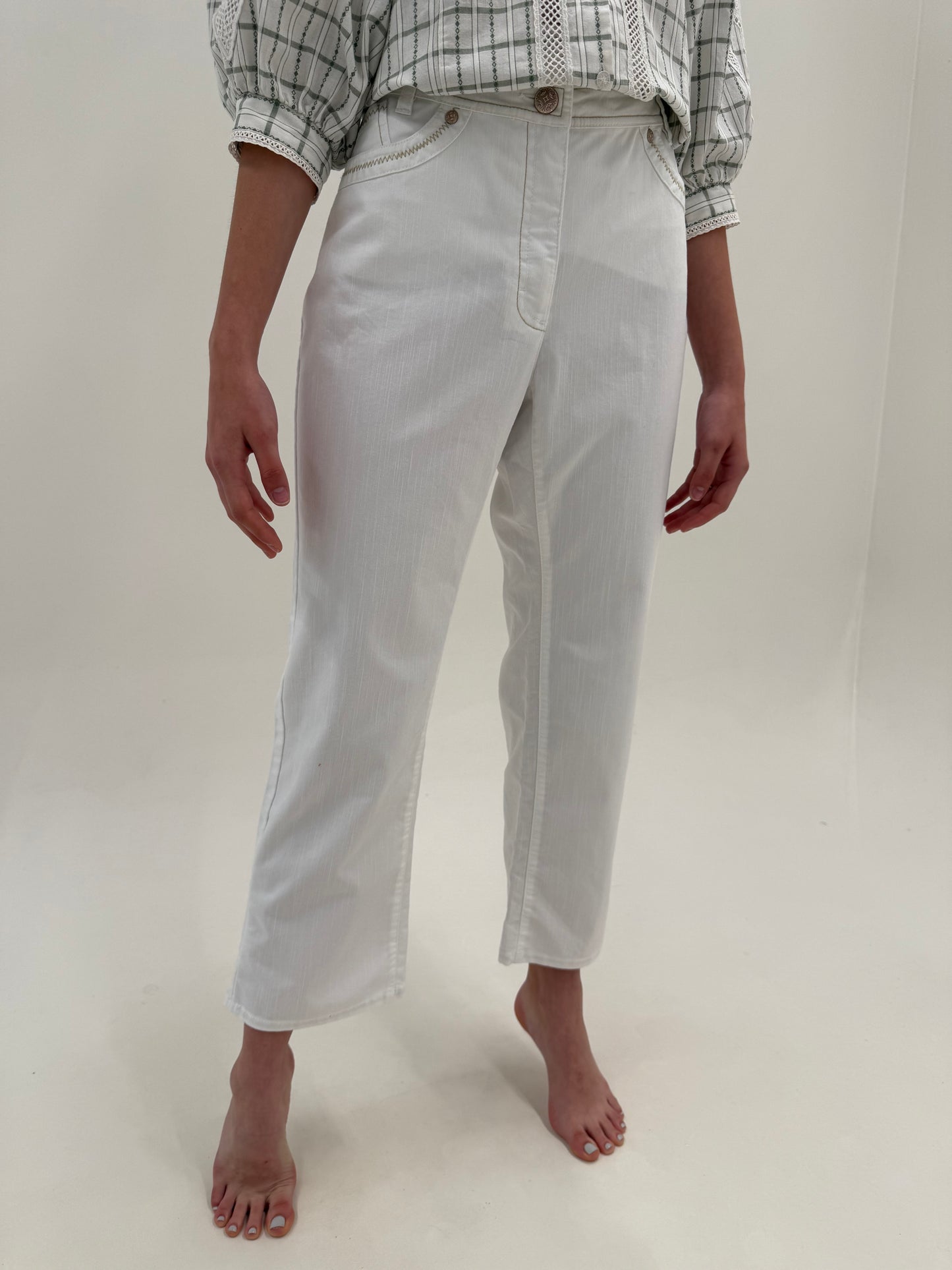Jeans alb de vară ultra confort modelator în croi clasic