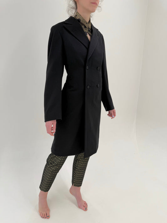 Palton de primăvară tip frac tall din stofă de lana extrafina worsted structurată