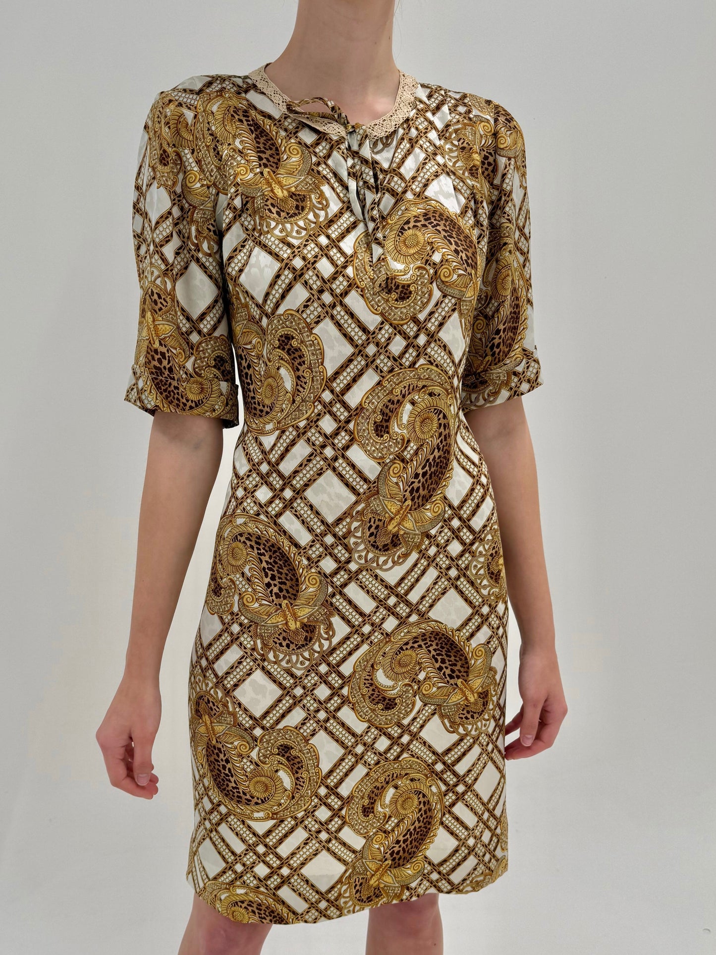 Rochie vintage din mătase naturală cu print baroc în croi lejer cu cordon