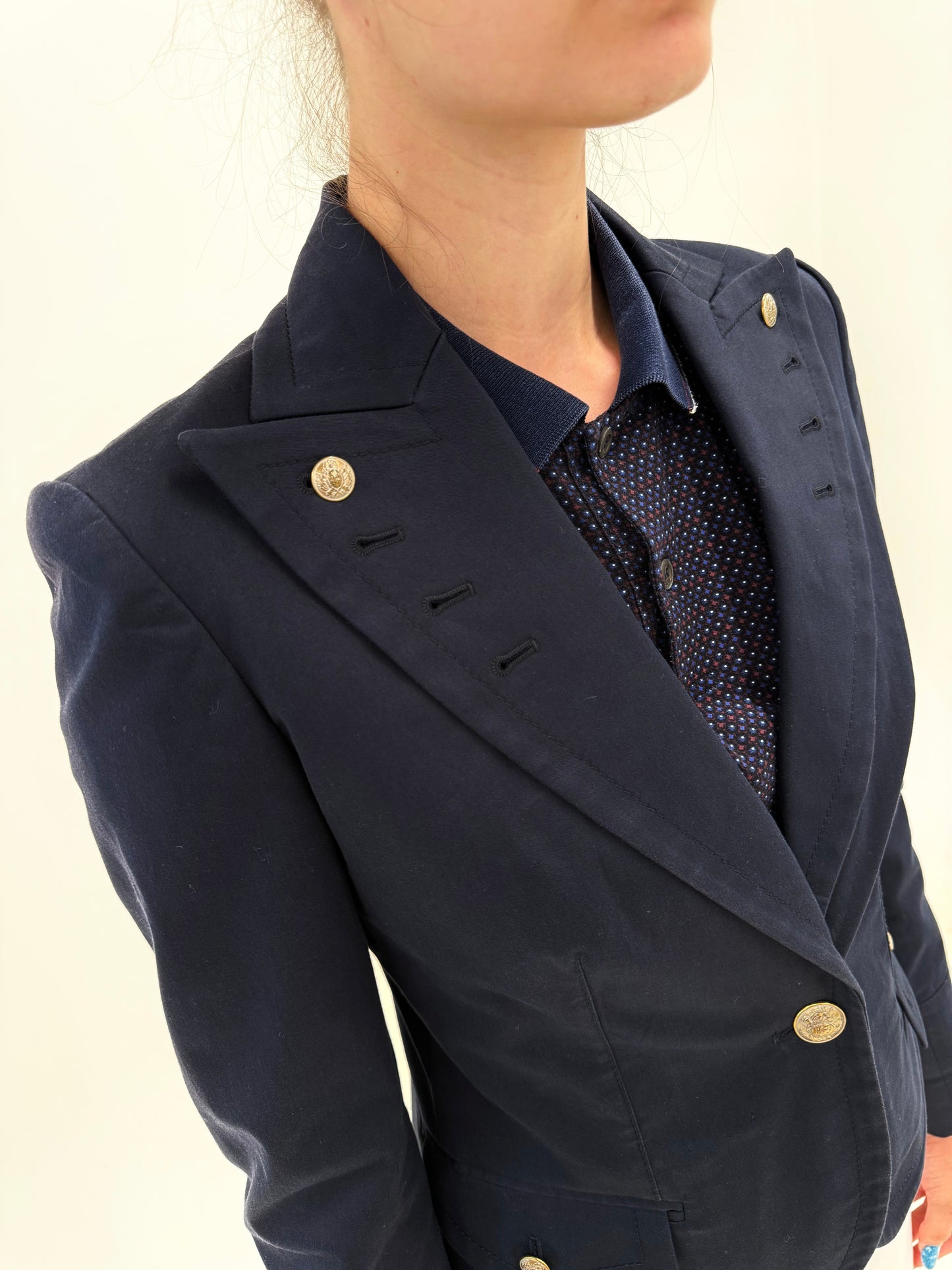 Sacou Valentino cambrat de vară din Navy blue cu revere late și nasturi bijtuterie
