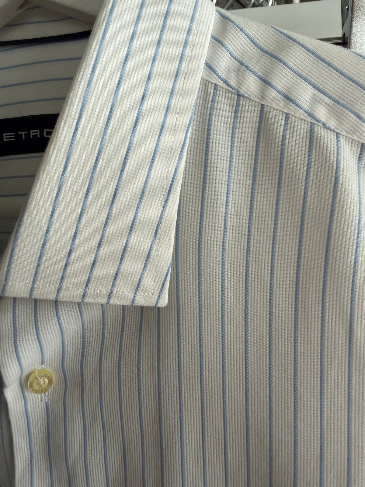 Cămașa luxury Etro din poplin gros texturat de bumbac cu dungi fine baby blue