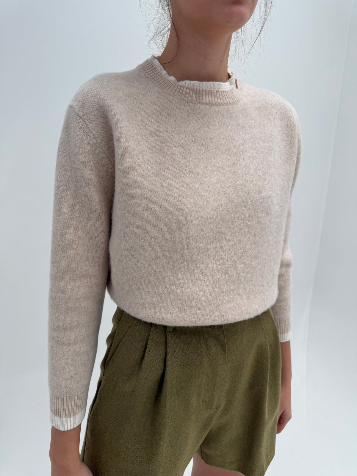 Maleta chimney camel din lana extafina cu detalii chic