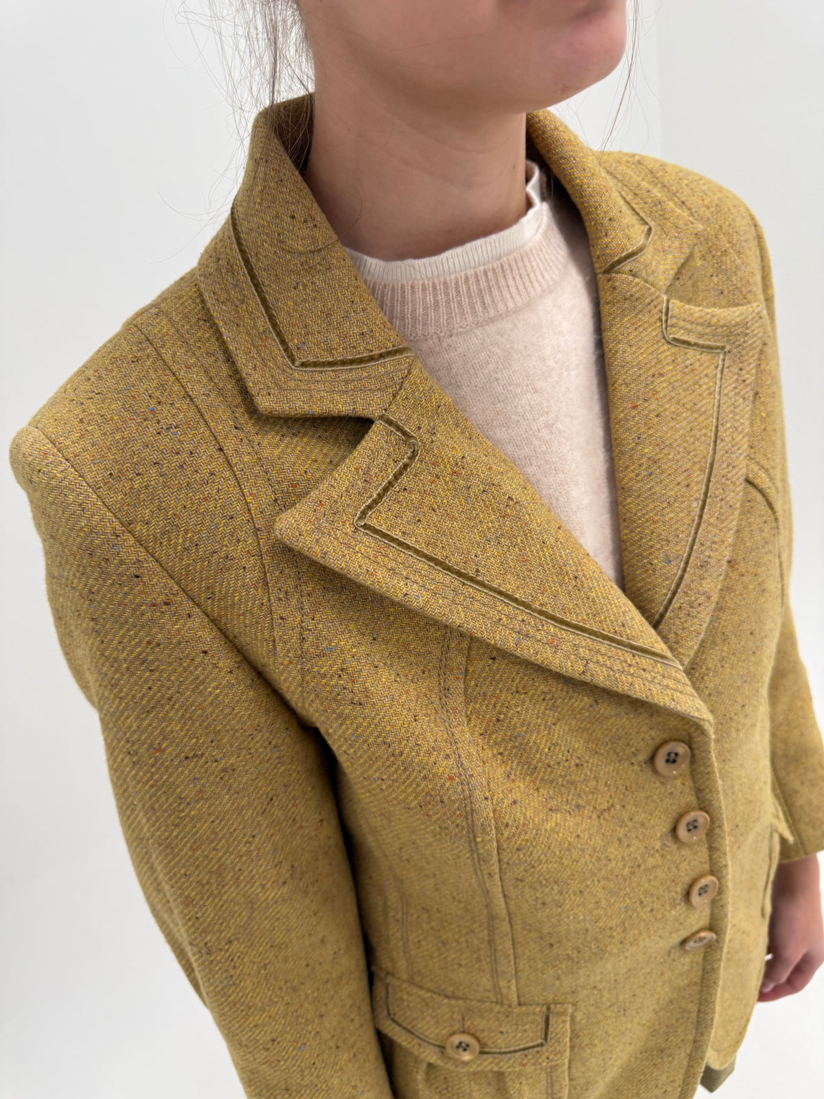 Sacou vintage din tweed gros Donegal de lana cu revere late lucrat excepțional